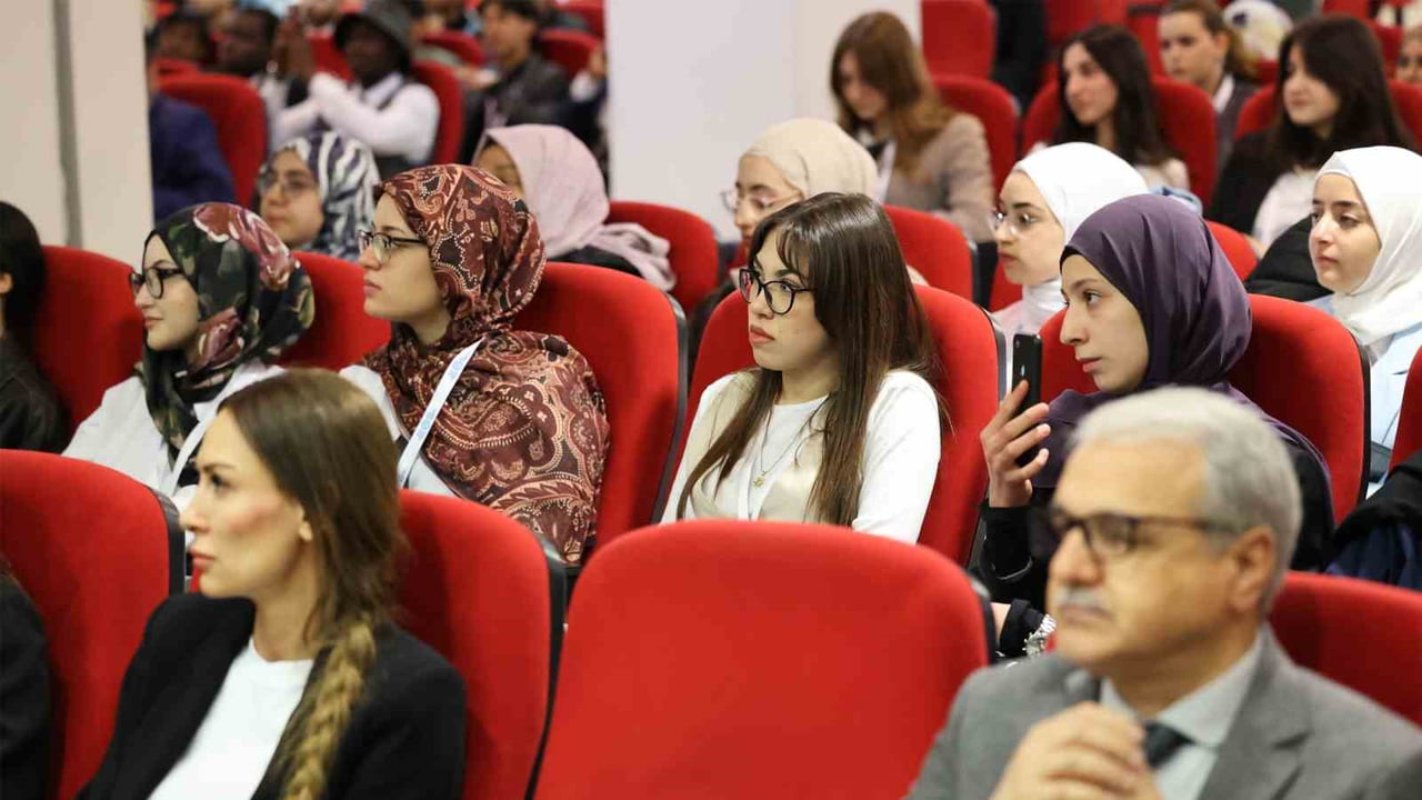 55 ÜLKEDEN 200 ÖĞRENCİ GAZIMOIC 2026’DA BİR ARAYA GELDİ