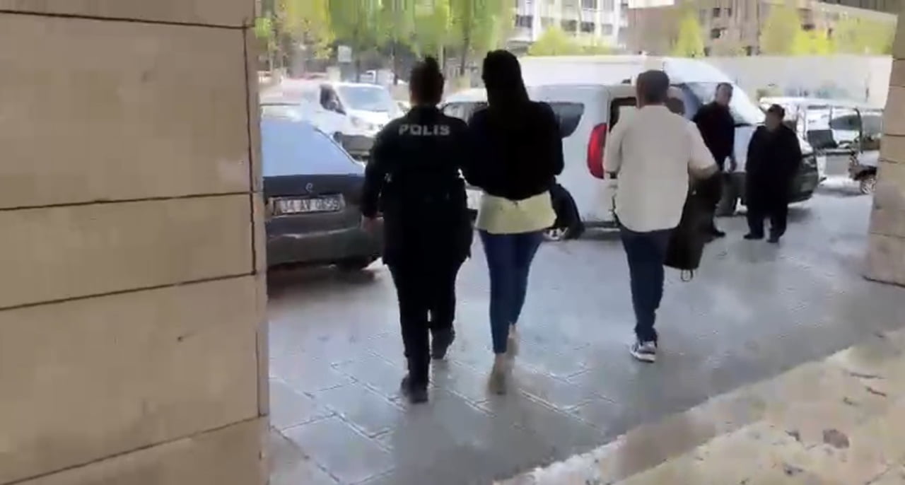 9 YIL 2 AY KESİNLEŞMİŞ HAPİS CEZASI BULUNAN N.A. GÖZALTINA ALINDI.