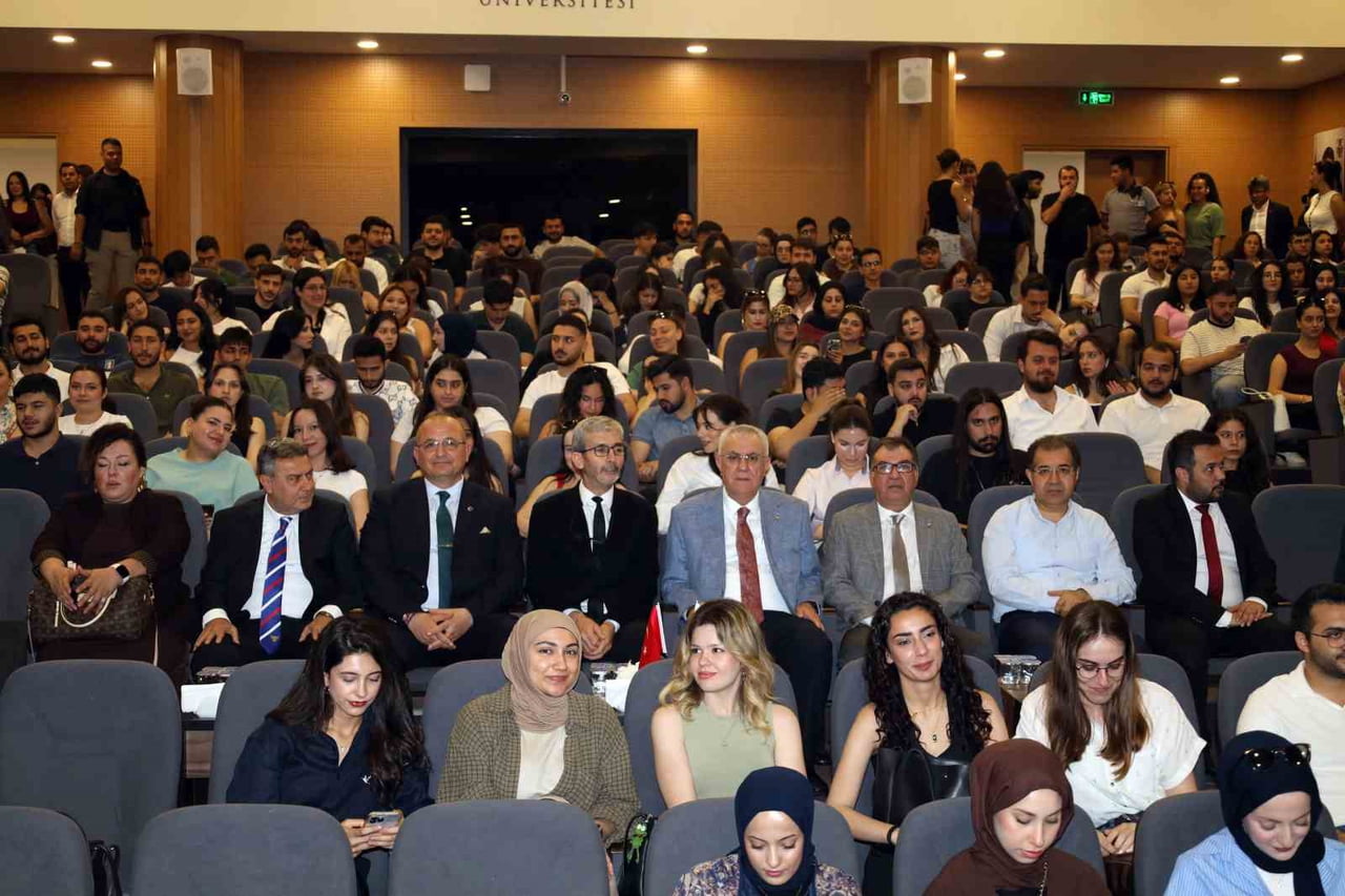 ADANA SANAYİ ODASI YÖNETİM KURULU BAŞKANI ZEKİ KIVANÇ, TÜRKİYE’NİN ÜRETİMDE ÖNEMLİ BİR GÜCE SAHİP...