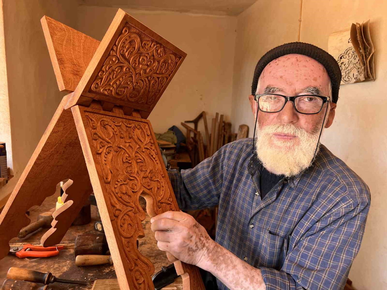 ADEM DURDU, "40 YIL SONRA ŞEHİR MERKEZİNDEN KÖYÜME DÖNDÜM VE ÇOK İYİ USTALARIN YANINDA ÇALIŞTIM....
