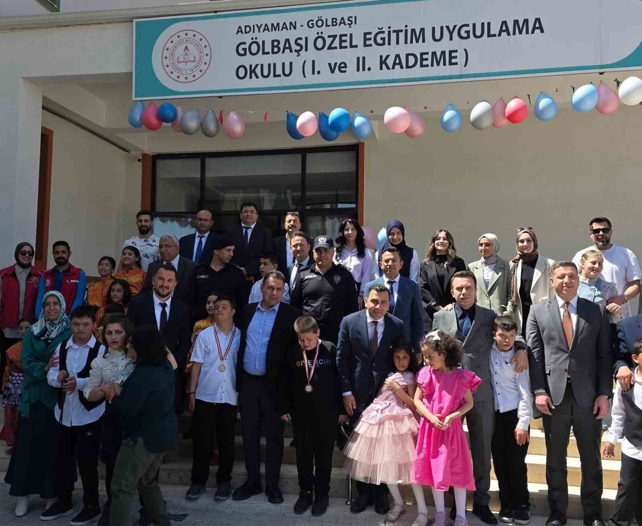 ADIYAMAN'IN GÖLBAŞI İLÇESİNDE ENGELLİLER HAFTASI NEDENİYLE PROGRAM DÜZENLENDİ.