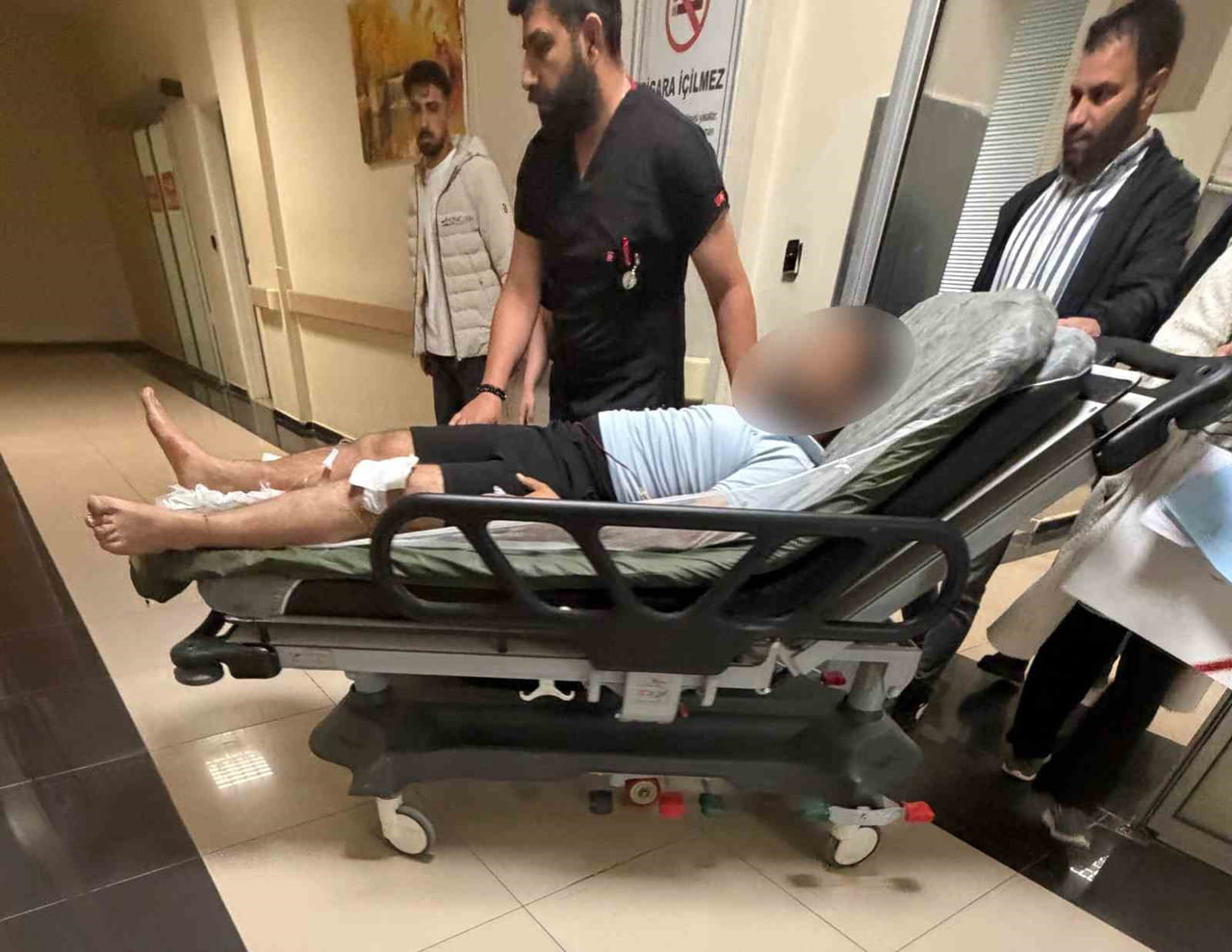 ADIYAMAN’DA BİR ŞAHIS, ENİŞTESİNİ BACAĞINDAN VURDUKTAN SONRA DİĞER ENİŞTESİNE AİT İŞ YERİNİ...