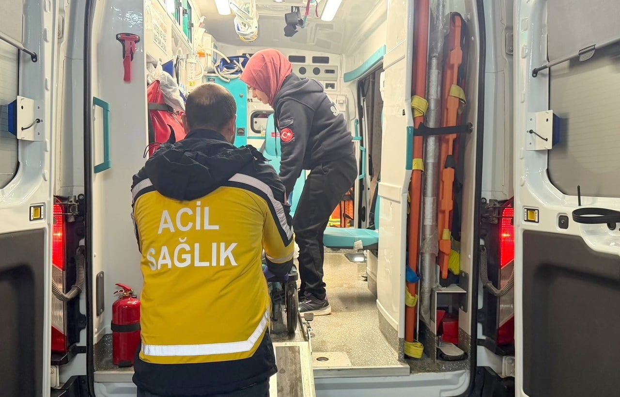 ADIYAMAN’DA, İKİ GRUP ARASINA ÇIKAN KAVGADA 6 KİŞİ YARALANDI.