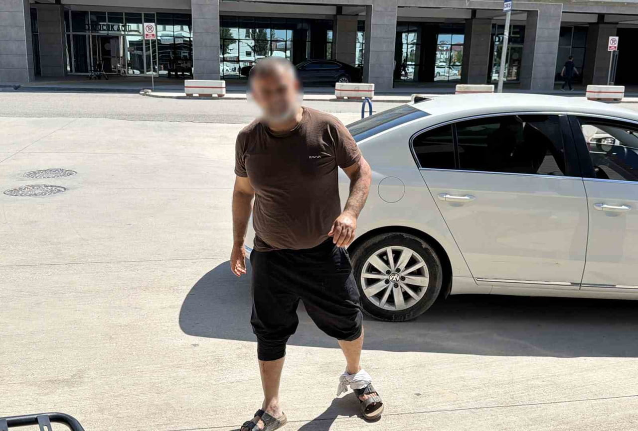 ADIYAMAN’DA, KURBAN BAYRAMININ İLK GÜNÜNDE ACEMİ KASAPLAR HASTANELİK OLDU.