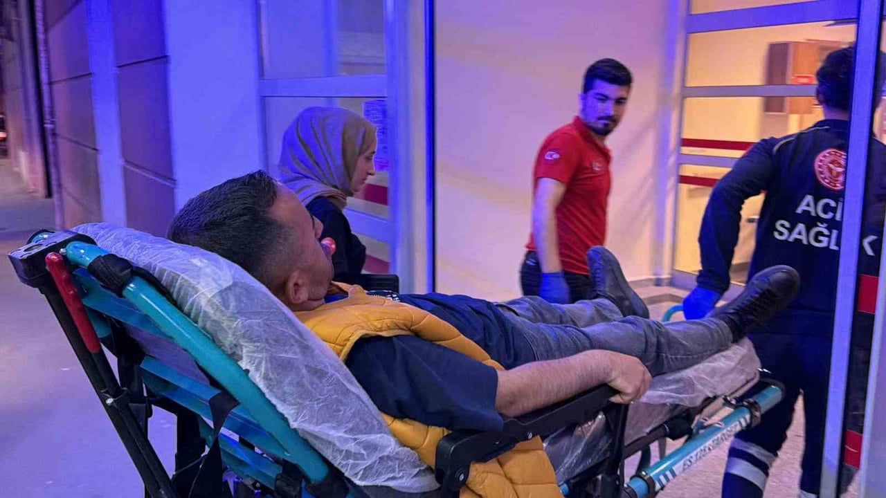 ADIYAMAN’DA ZİHİNSEL ENGELLİ BİR GENÇ, DARP EDİLEREK YARALANDI.