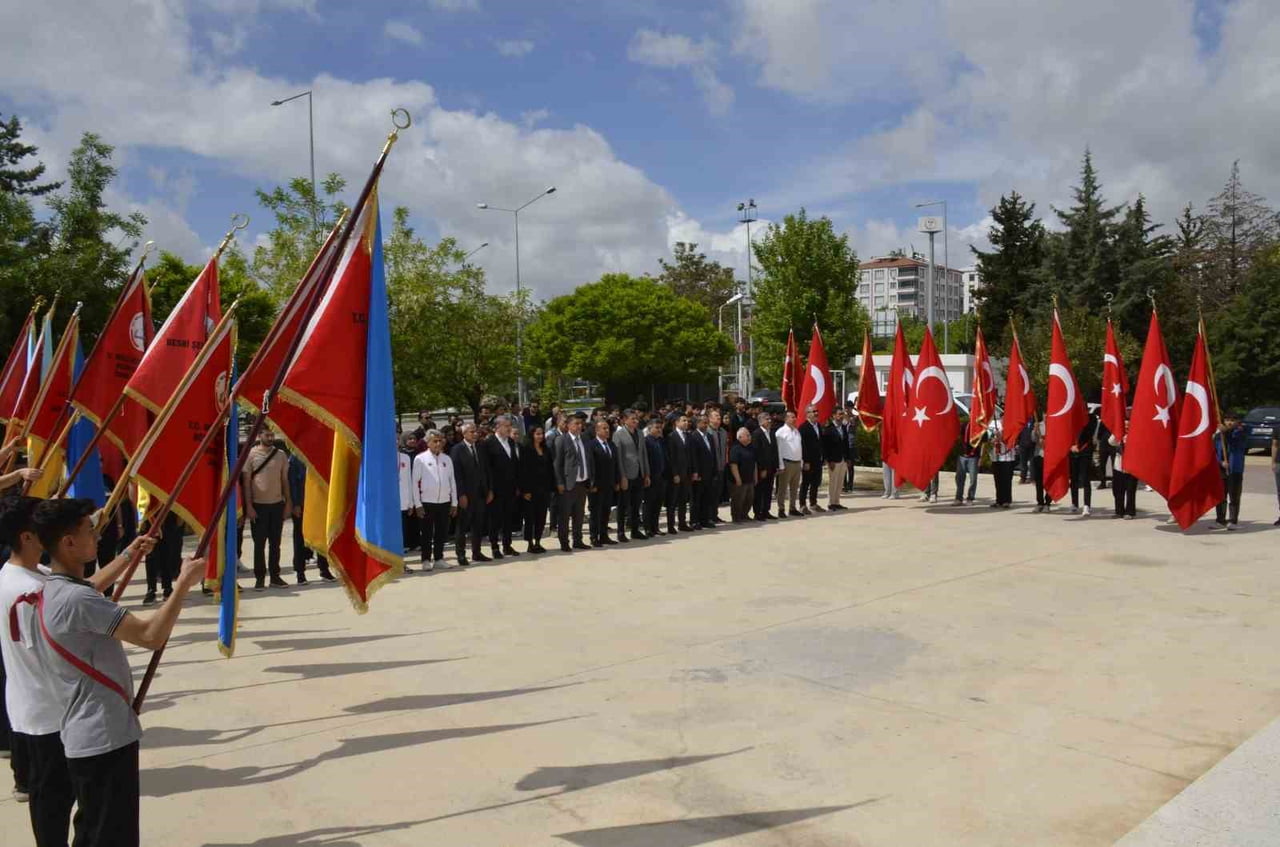 ADIYAMAN’IN BESNİ İLÇESİNDE 19 MAYIS ATATÜRK’Ü ANMA, GENÇLİK VE SPOR BAYRAMI KAPSAMINDA DÜZENLENEN...