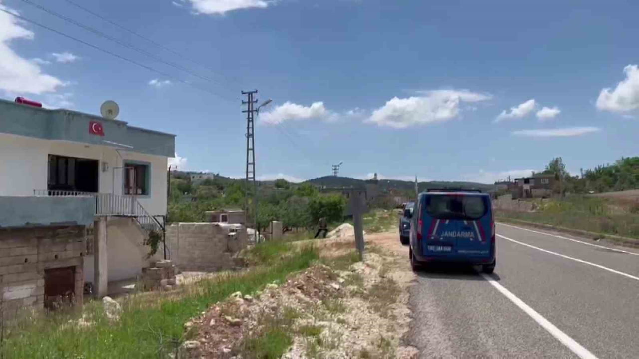 ADIYAMAN’IN BESNİ İLÇESİNDE 2 YAŞLI ŞAHIS ARASINDA ÇIKAN SİLAHLI KAVGADA 87 YAŞINDAKİ MEHMET ALİ...