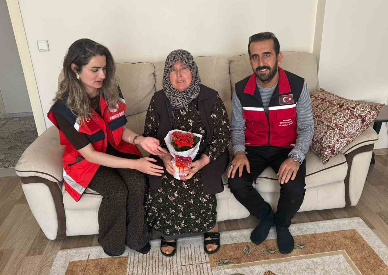 ADIYAMAN’IN GÖLBAŞI SOSYAL HİZMET MERKEZİ MÜDÜRLÜĞÜ TARAFINDAN ANNELER GÜNÜ DOLAYISIYLA ŞEHİT...