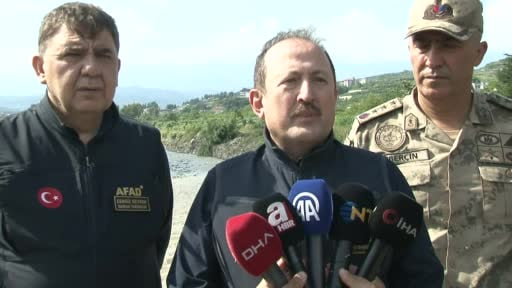 AFAD Başkanı Pehlivan: "2 bin 330 personel görev yapıyor"