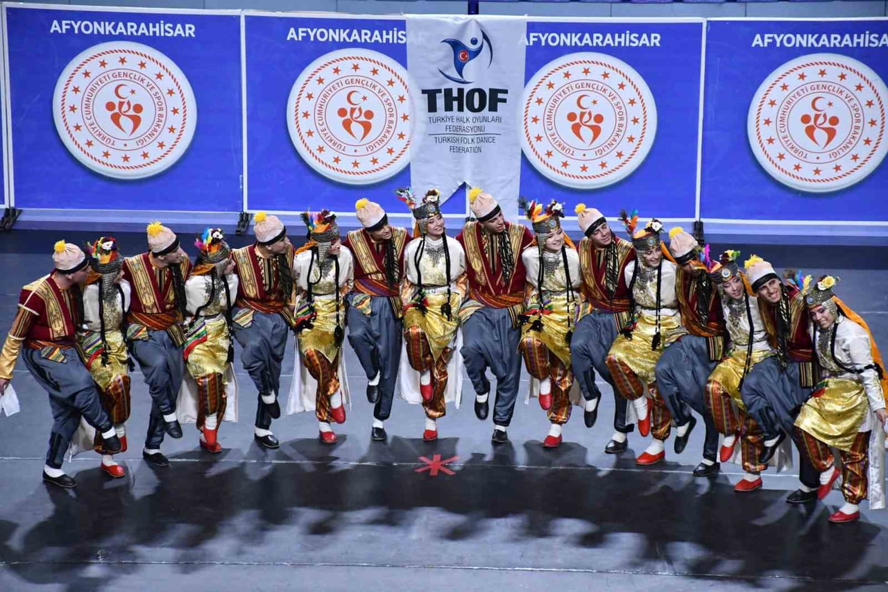 AFYONKARAHİSAR'DA OKUL SPORLARI HALK OYUNLARI GENÇLER DÜZENLEMELİ VE DÜZENLEMESİZ TÜRKİYE...