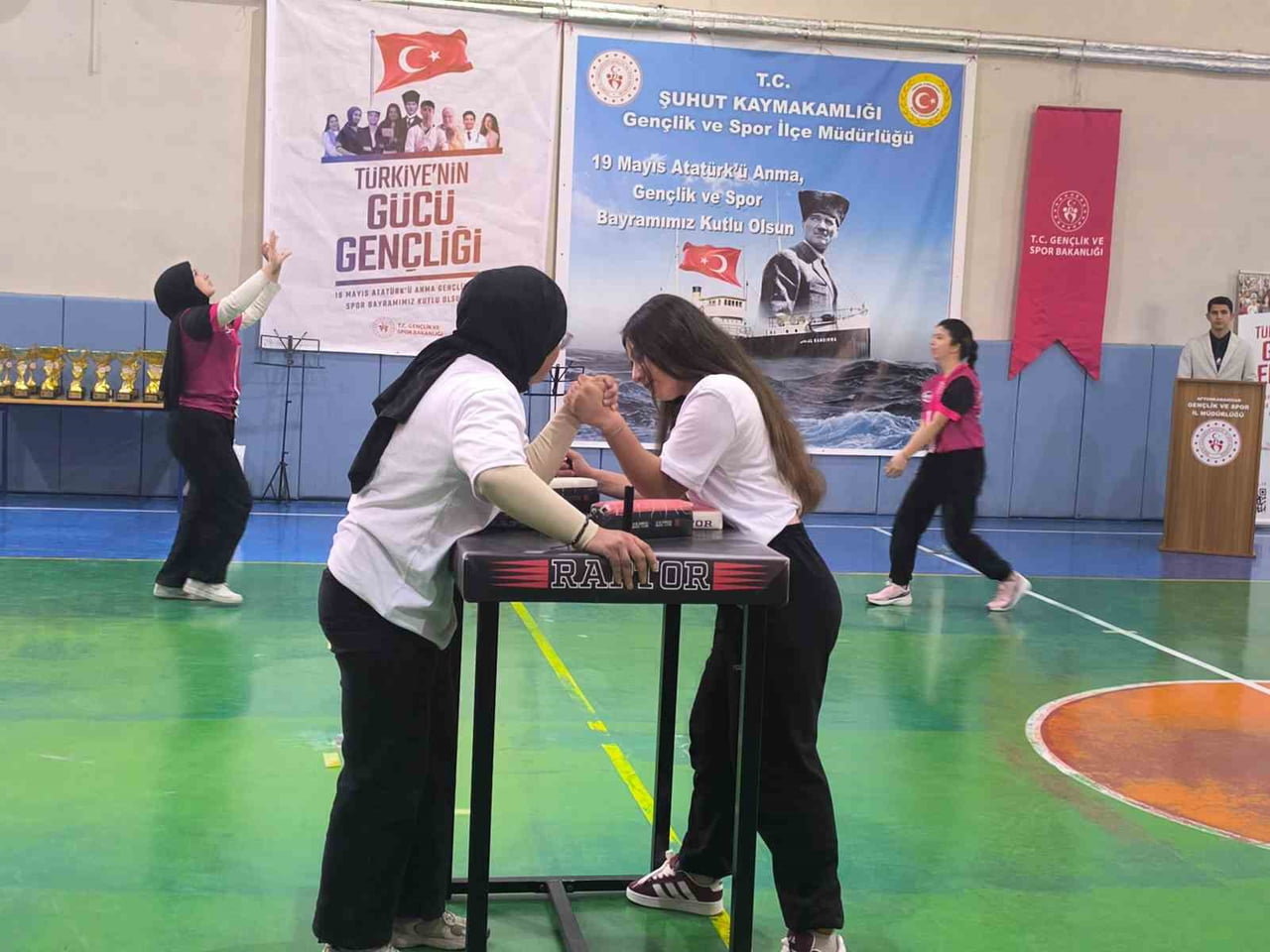 AFYONKARAHİSAR'IN ŞUHUT İLÇESİNDE 19 MAYIS ATATÜRK’Ü ANMA, GENÇLİK VE SPOR BAYRAMI DÜZENLENEN...