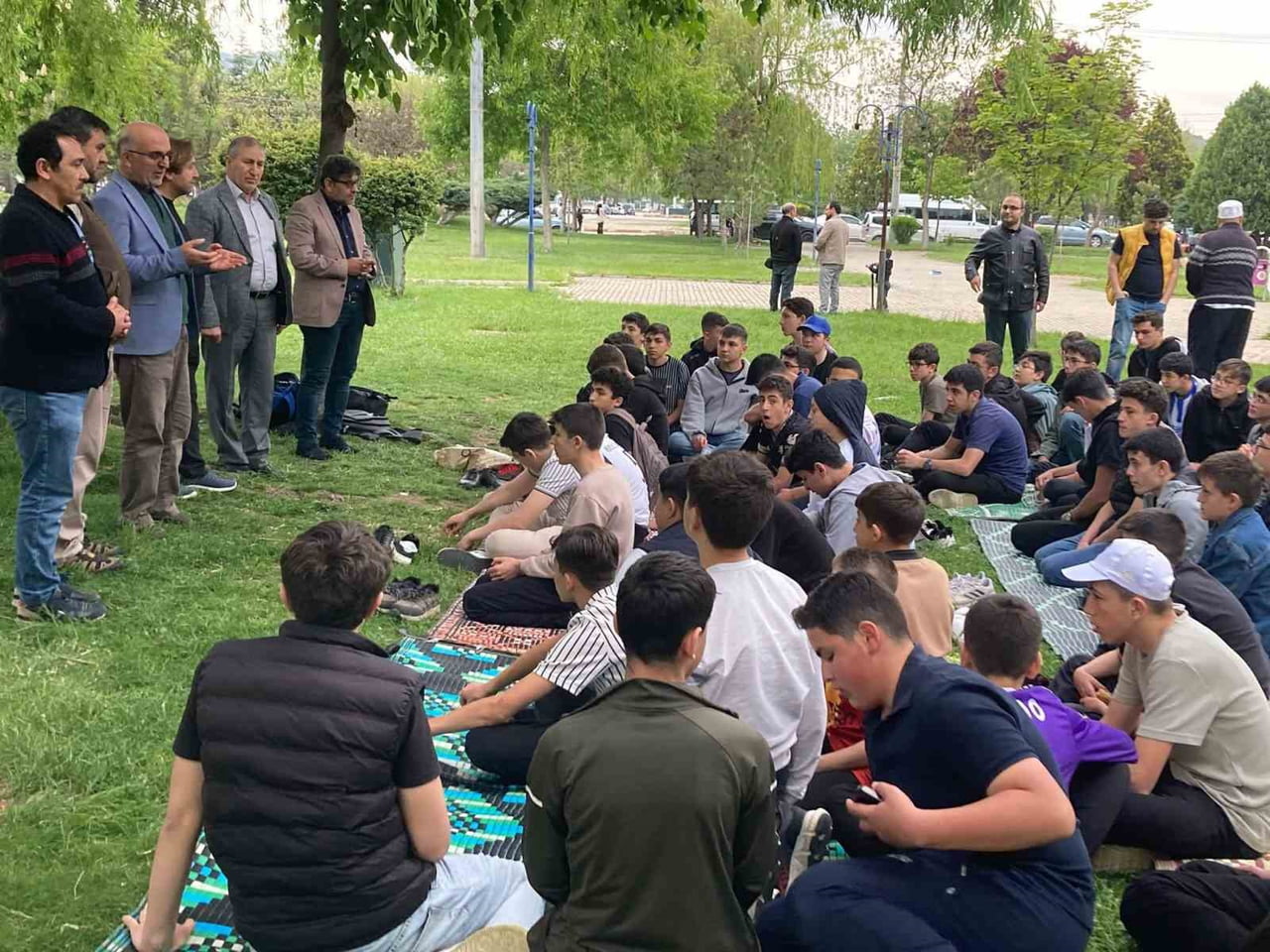 AFYONKARAHİSAR’DA FAALİYET GÖSTEREN MİFTAH KUR'AN KURSU TARAFINDAN GERÇEKLEŞTİRİLEN PİKNİKTE...