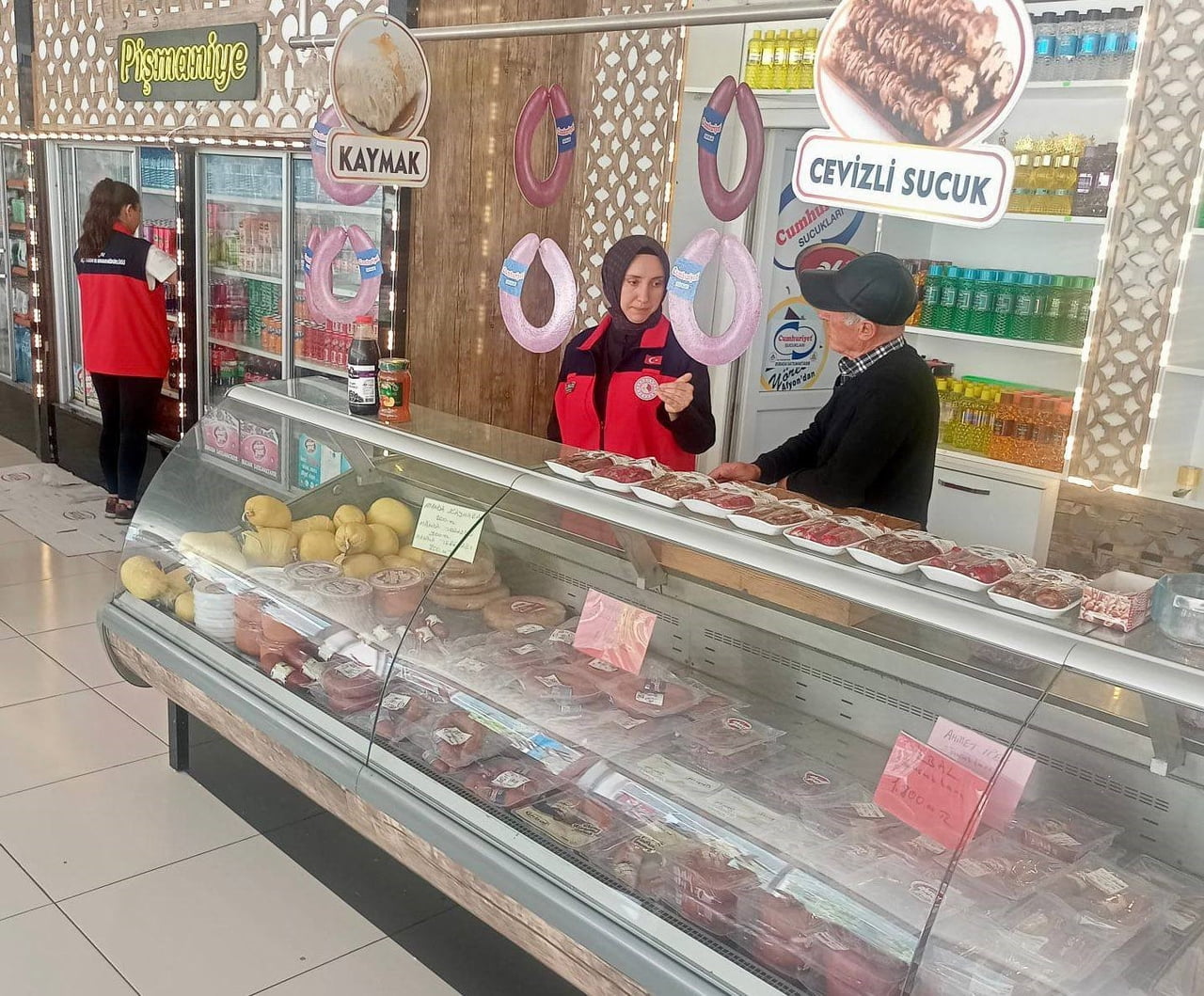 AFYONKARAHİSAR’DA GÜVENİLİR GIDA ARZININ SAĞLANMASI AMACIYLA GIDA ÜRETİM, SATIŞ VE TOPLU TÜKETİM...