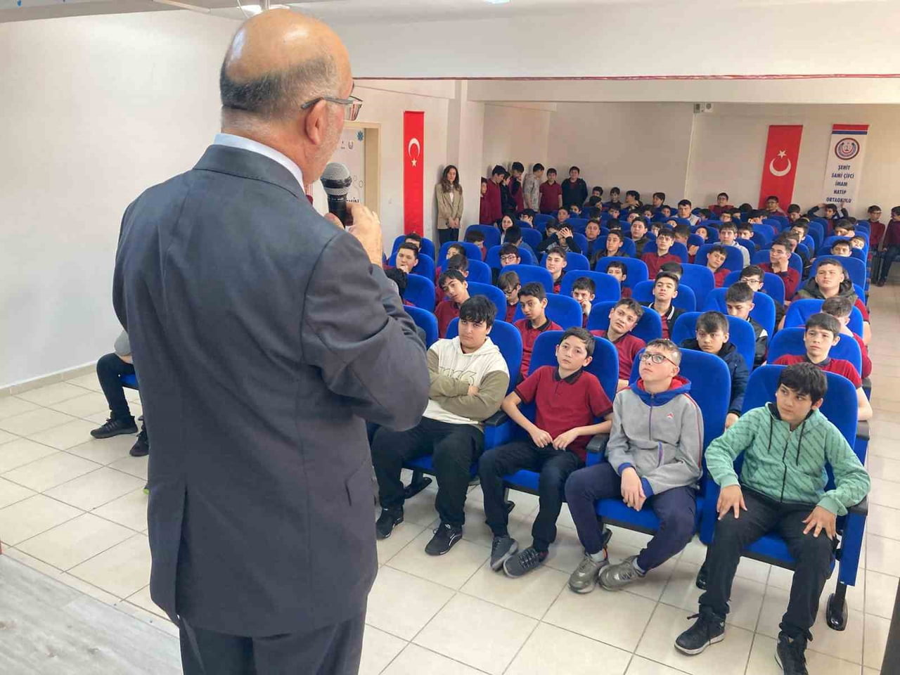 AFYONKARAHİSAR İL MÜFTÜLÜĞÜ İLE İL MİLLİ EĞİTİM MÜDÜRLÜĞÜ İŞ BİRLİĞİYLE DÜZENLENEN ‘DEĞERLER...