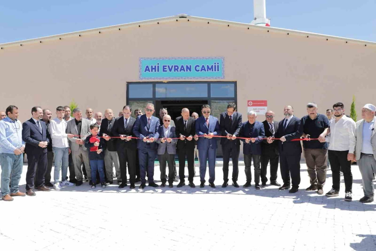 AHİ EVRAN CAMİİ DUALARLA AÇILDI.