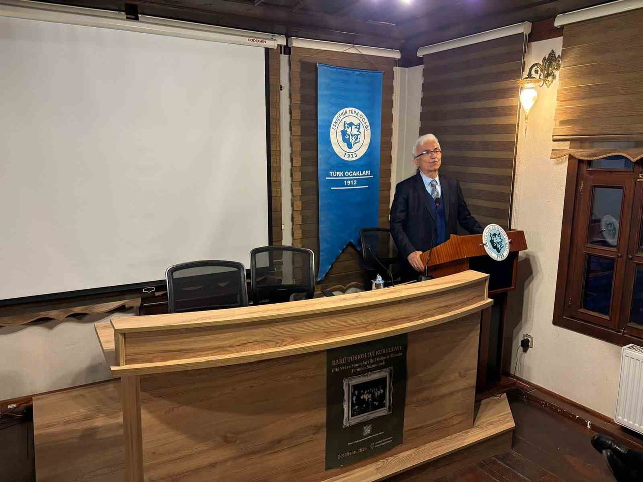 AHİ HOCASI-AKADEMİSYEN TARİHÇİ KÂZIM CEYLAN; "BİR MEDENİYET HAREKETİ OLARAK AHİLİK" BAŞLIKLI...