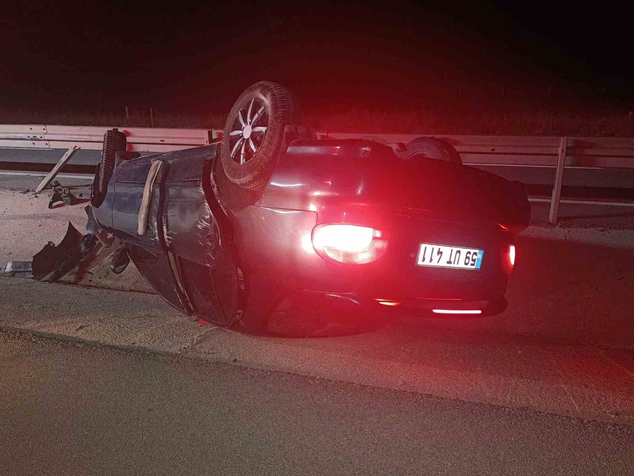 AHMET Ş. İDARESİNDEKİ TAKLA ATAN OTOMOBİL
