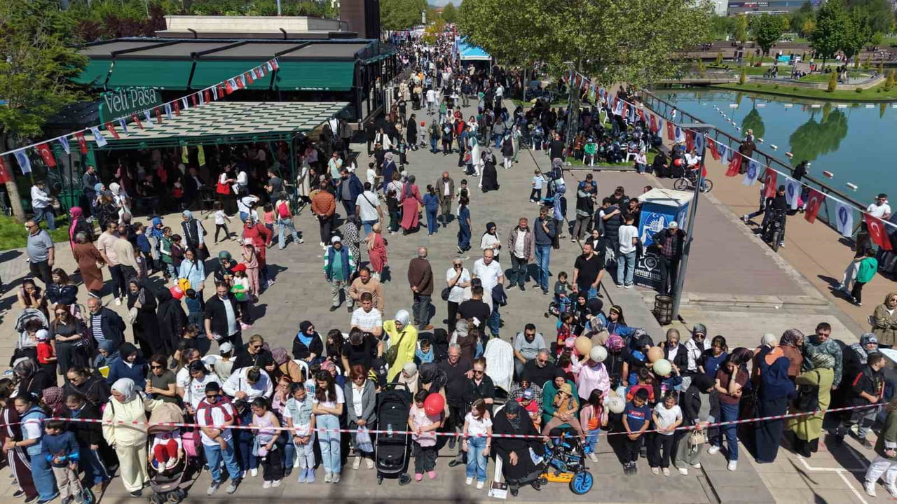 AİLE FESTİVAL ALANI DRONLA GÖRÜNTÜLENDİ