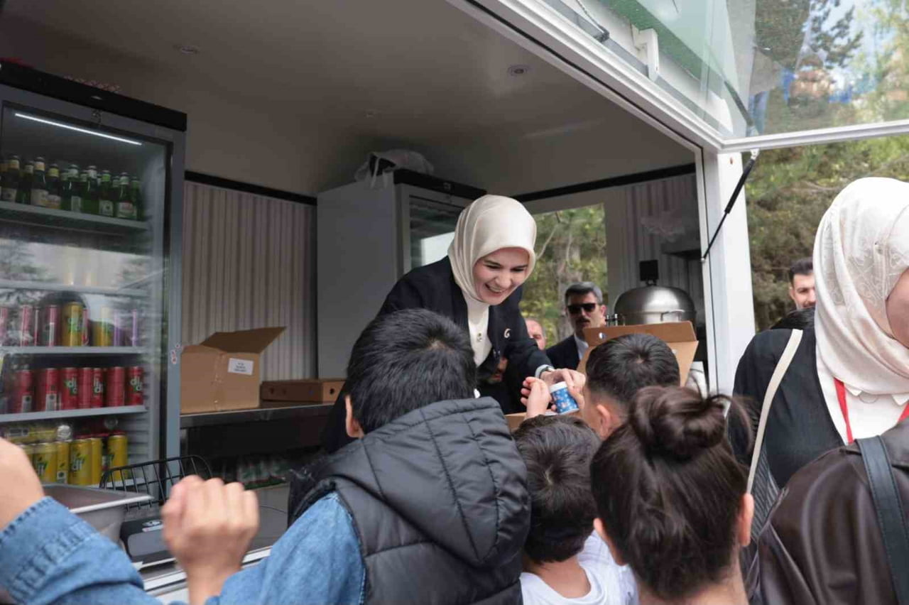 AİLE VE SOSYAL HİZMETLER BAKANI MAHİNUR ÖZDEMİR GÖKTAŞ, 19 MAYIS ATATÜRK'Ü ANMA, GENÇLİK VE SPOR...