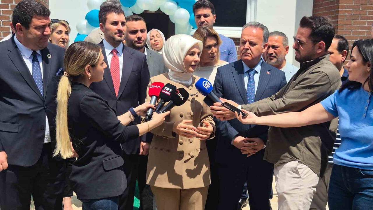 AİLE VE SOSYAL HİZMETLER BAKANI MAHİNUR ÖZDEMİR GÖKTAŞ, BEYLİKDÜZÜ ENGELSİZ YAŞAM BAKIM VE...
