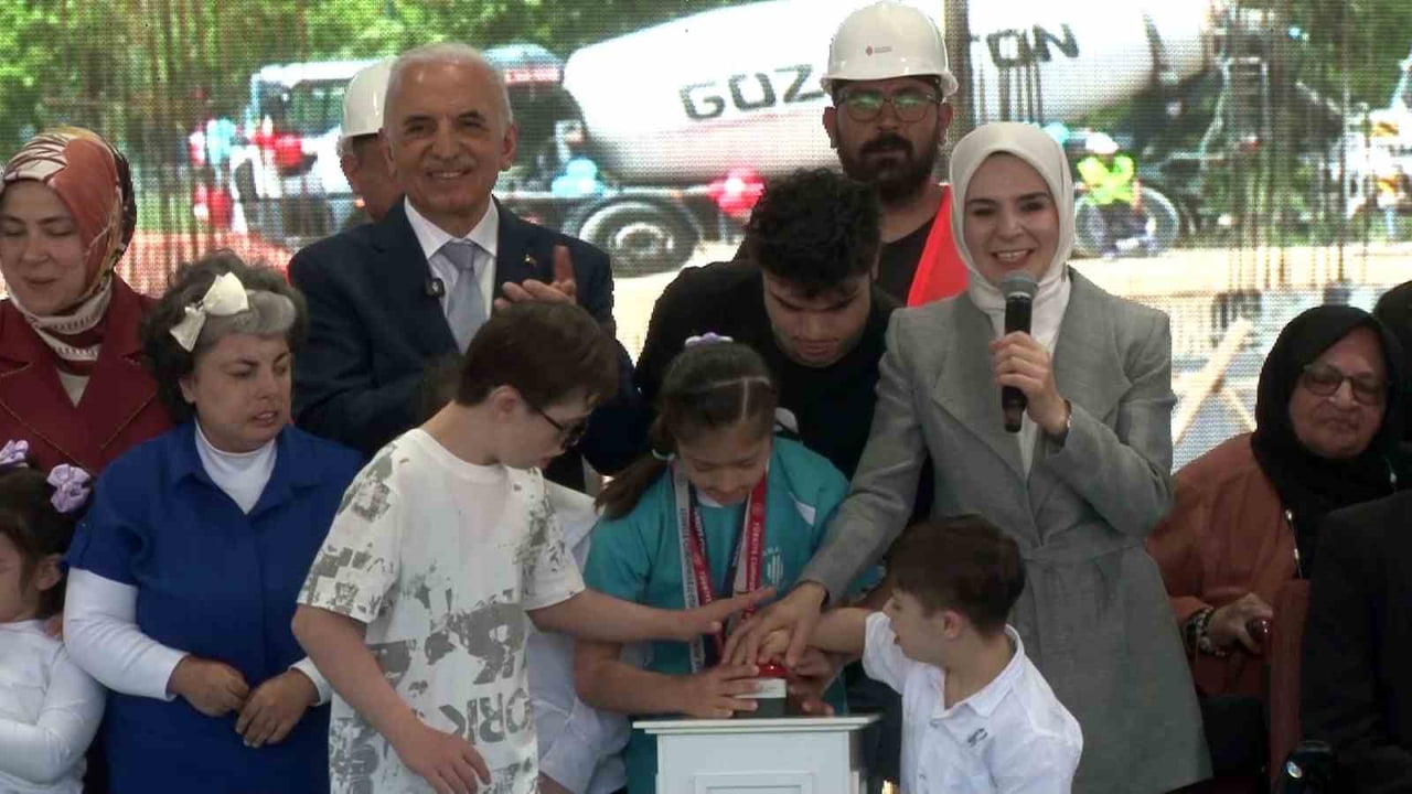 AİLE VE SOSYAL HİZMETLER BAKANI MAHİNUR ÖZDEMİR GÖKTAŞ, ÜMRANİYE BELEDİYESİ TARAFINDAN İNŞA...
