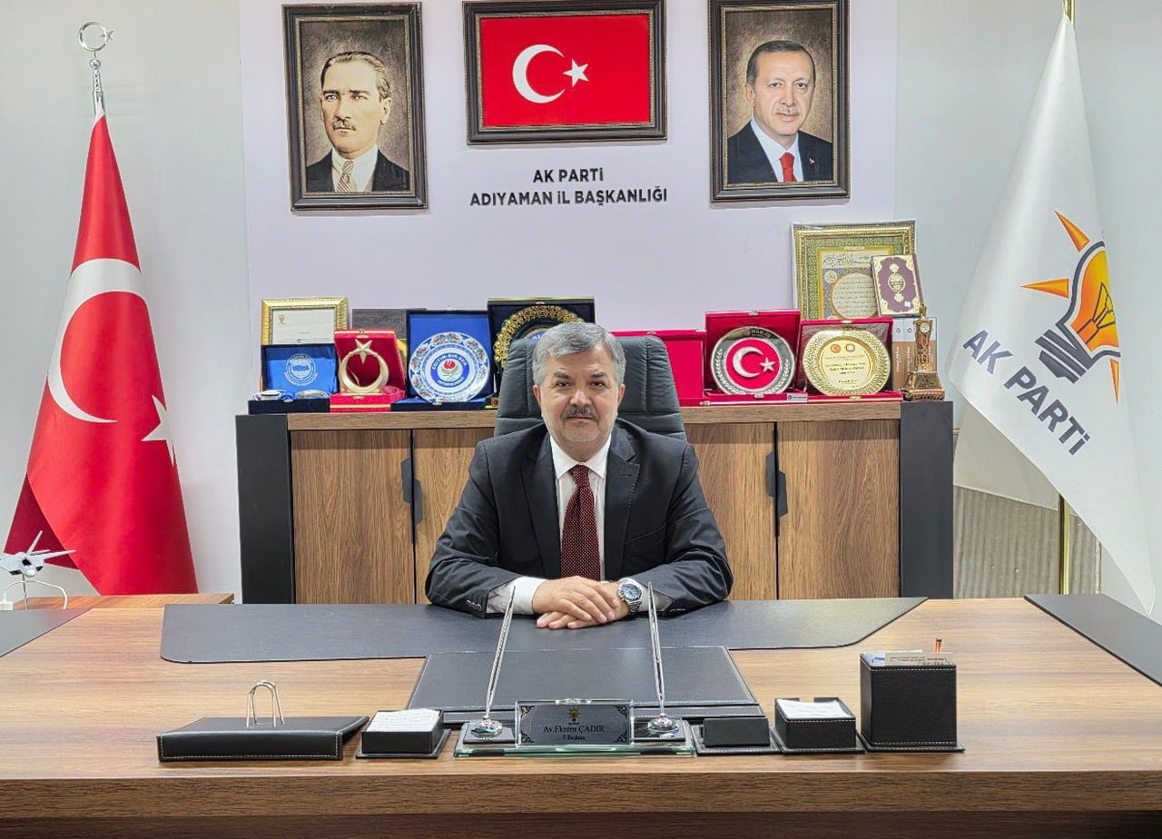 AK PARTİ ADIYAMAN İL BAŞKANI EKREM ÇADIR, KURBAN BAYRAMI DOLAYISIYLA BİR MESAJ YAYIMLADI.