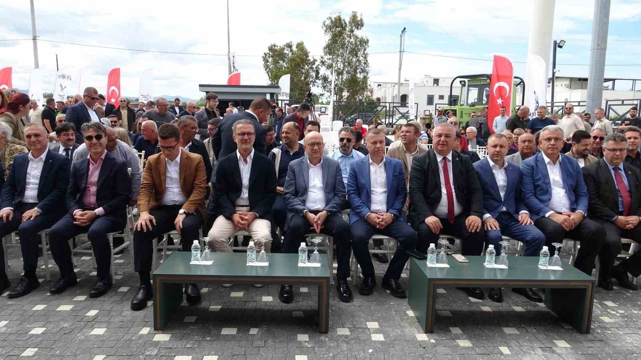AK PARTİ ÇANAKKALE MİLLETVEKİLİ AYHAN GİDER, CHP KURULTAY DAVASINDA 'MUTLAK BUTLAN' KARARINI...