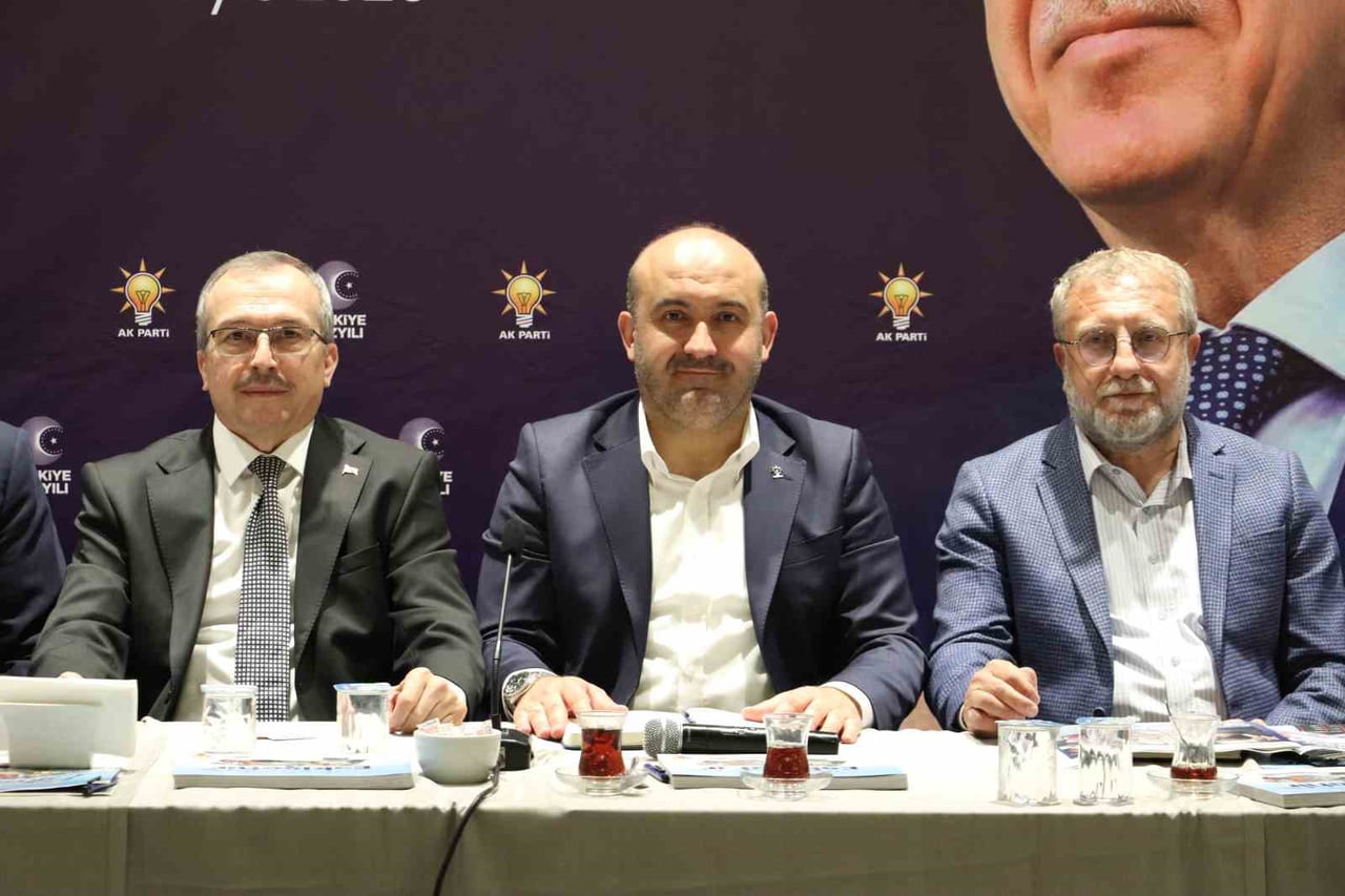 AK PARTİ ESKİŞEHİR İL BAŞKANLIĞI TARAFINDAN DÜZENLENEN 'VEFA BULUŞMASI' PROGRAMI, TEŞKİLAT BAŞKAN...