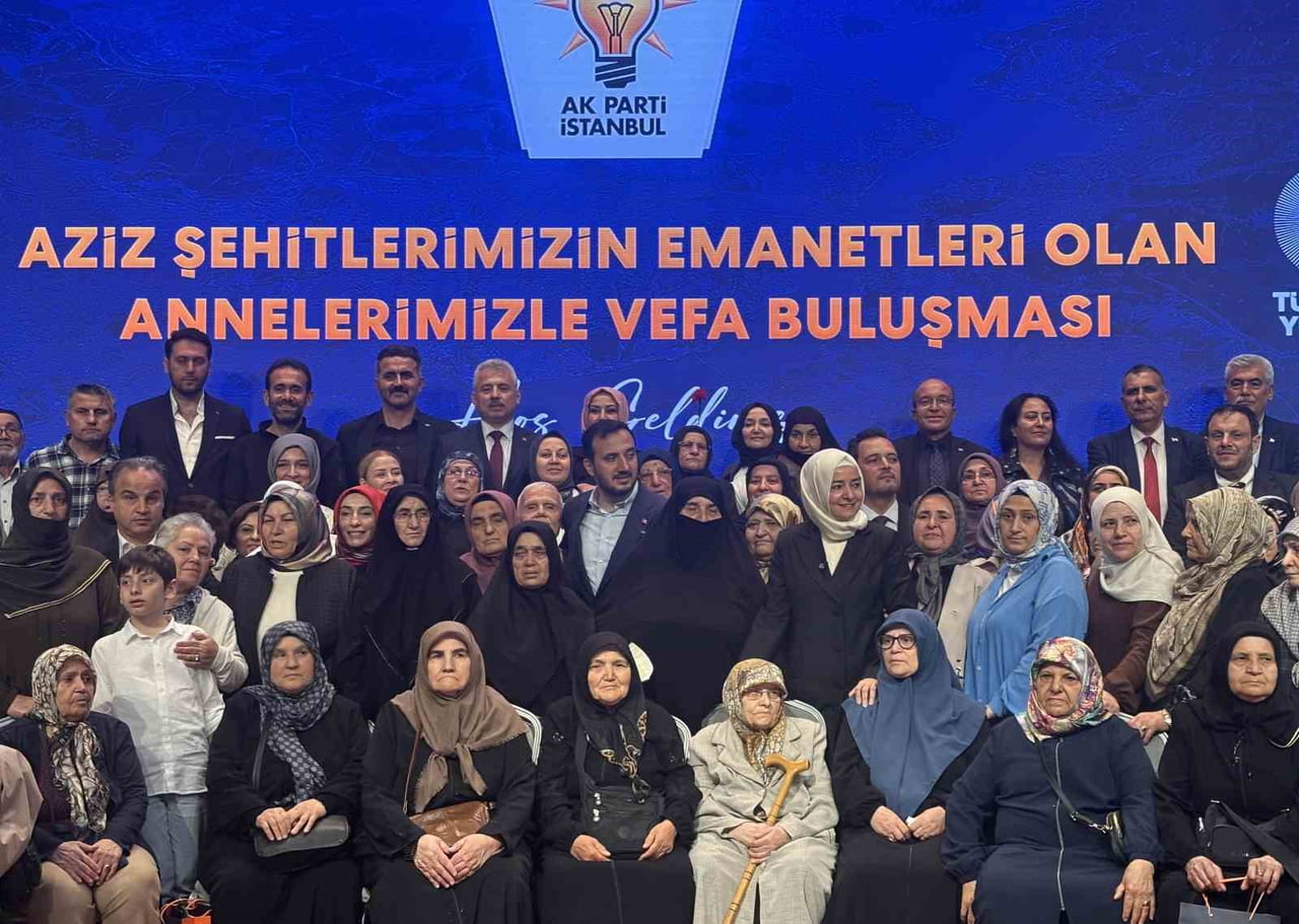 AK PARTİ İSTANBUL İL BAŞKANLIĞI TARAFINDAN ANNELER GÜNÜ DOLAYISIYLA "AZİZ ŞEHİTLERİMİZİN...
