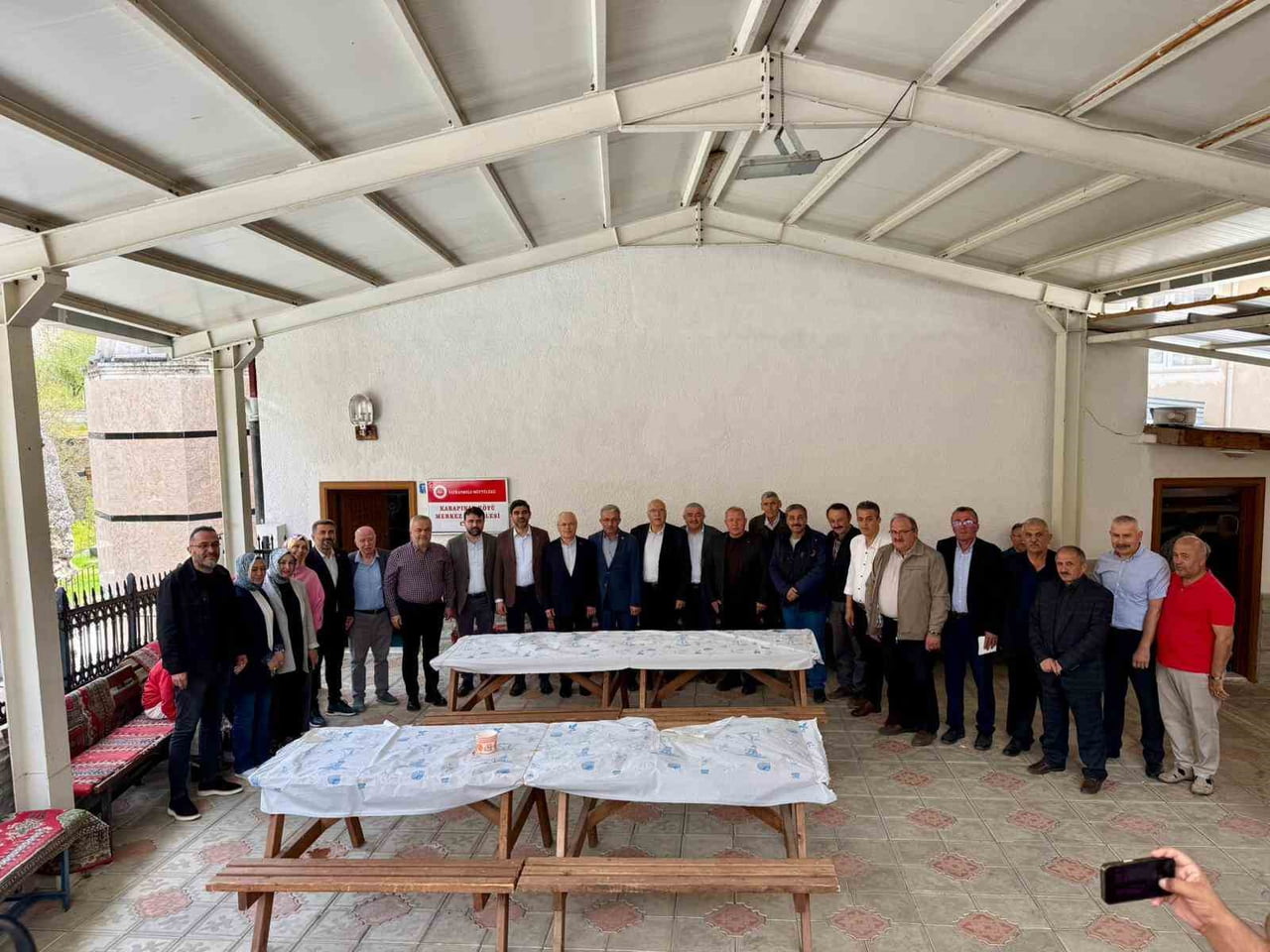 AK PARTİ KARABÜK İL BAŞKANI FERHAT SALT İLE AK PARTİ KARABÜK MİLLETVEKİLLERİ CEM ŞAHİN VE ALİ...