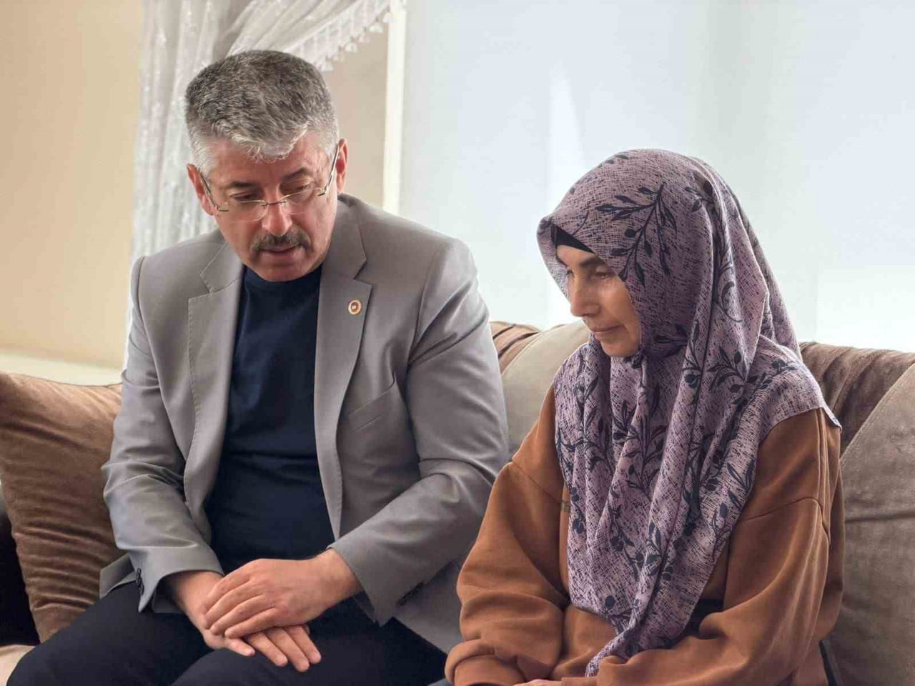 AK PARTİ KAYSERİ MİLLETVEKİLİ ŞABAN ÇOPUROĞLU; ANNELER GÜNÜ DOLAYISIYLA DEVELİ İLÇESİNDE ŞEHİT...