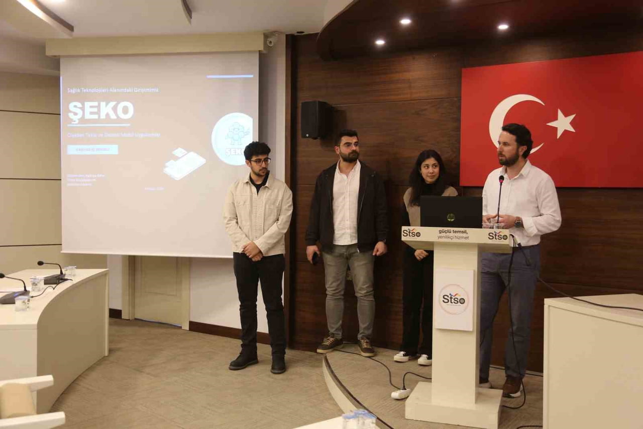 AKADEMİ VE İŞ DÜNYASI AYNI ATÖLYEDE BULUŞTU
