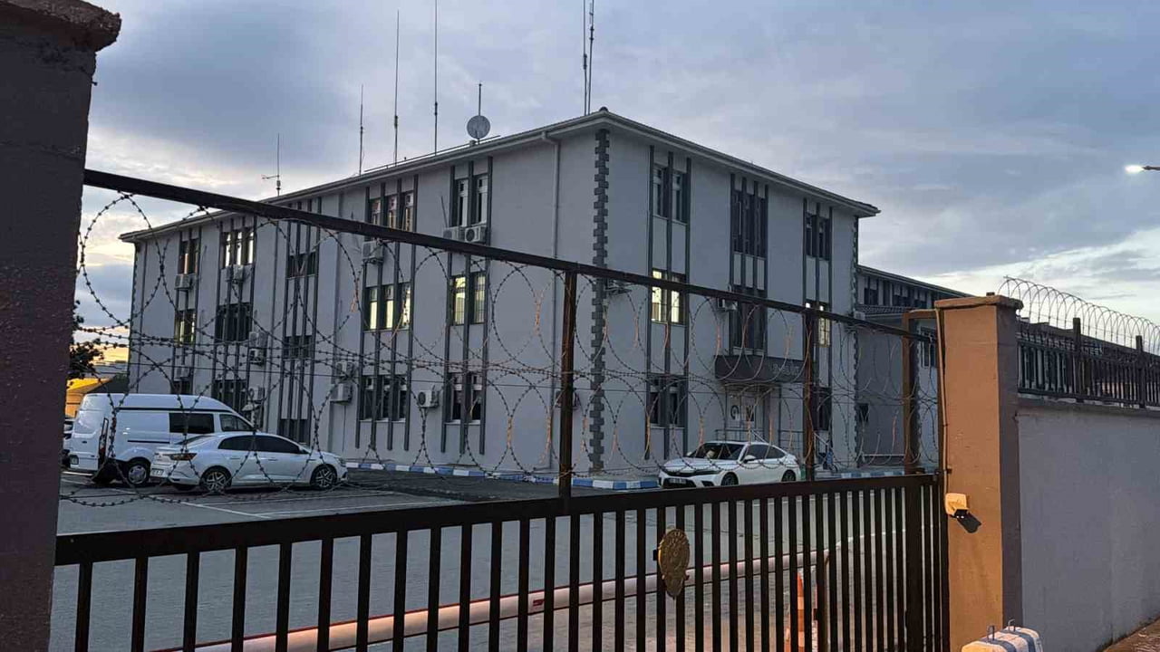 AKÇAKOCA BELEDİYE BAŞKANI FİKRET ALBAYRAK, HAKKINDA YÜRÜTÜLEN SORUŞTURMA KAPSAMINDA “İRTİKAP”...
