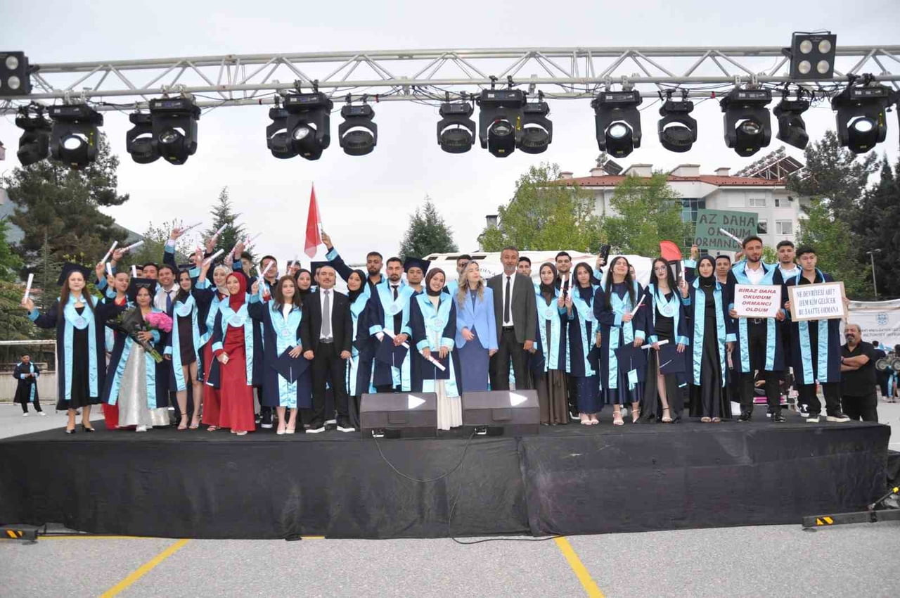ALANYA ALAADDİN KEYKUBAT ÜNİVERSİTESİ (ALKÜ) AKSEKİ MESLEK YÜKSEKOKULU SON SINIF ÖĞRENCİLERİ, KEP...