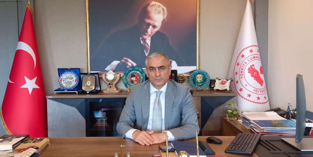 ALİAĞA İLÇESİ KAYMAKAMI ZEKERİYA GÜNEY, 9 GÜNLÜK KURBAN BAYRAMI TATİLİ ÖNCESİNDE İLÇEDE ALINAN...