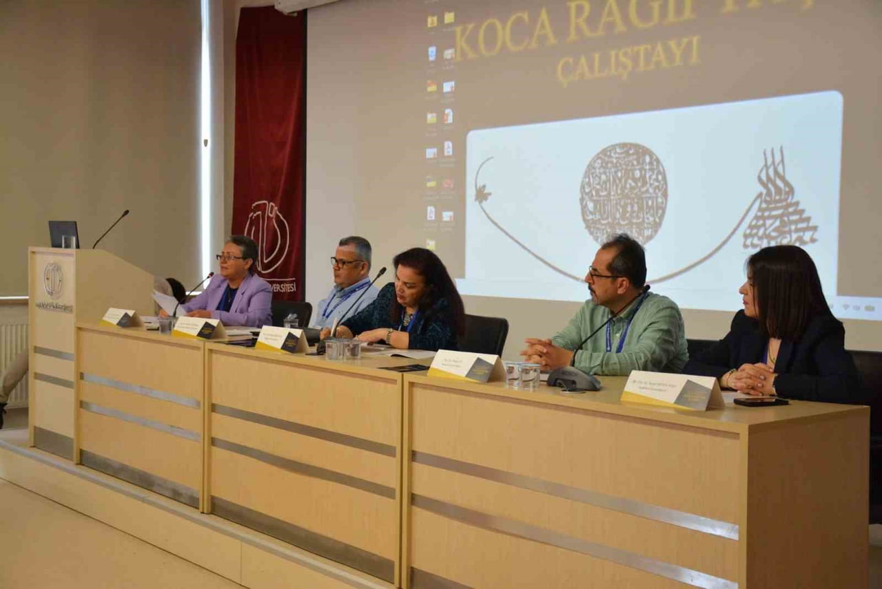 ANADOLU ÜNİVERSİTESİ EDEBİYAT FAKÜLTESİ TARAFINDAN EDEBİYAT FAKÜLTESİ KONFERANS SALONUNDA...