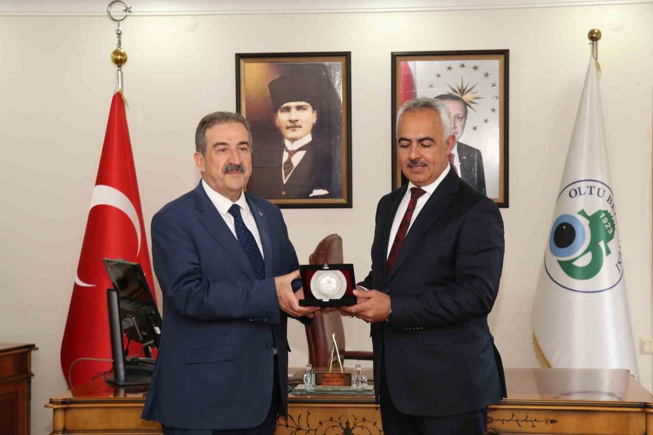 ANAYASA MAHKEMESİ ÜYESİ RECAİ  AKYEL,  MEMLEKETİ ERZURUM’DA ŞENKAYA VE OLTU İLÇELERİNİ ZİYARET...