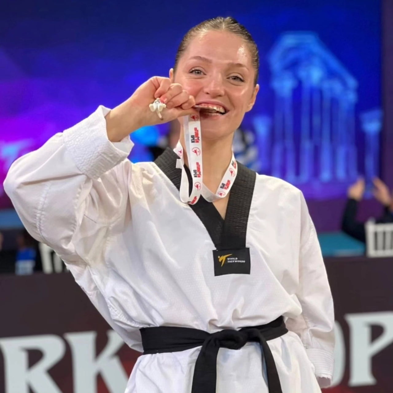 ANTALYA'DA 67 ÜLKEDEN 2.552 SPORCUNUN KATILIMIYLA GERÇEKLEŞEN ULUSLARARASI TAEKVANDO TURNUVASINDA...