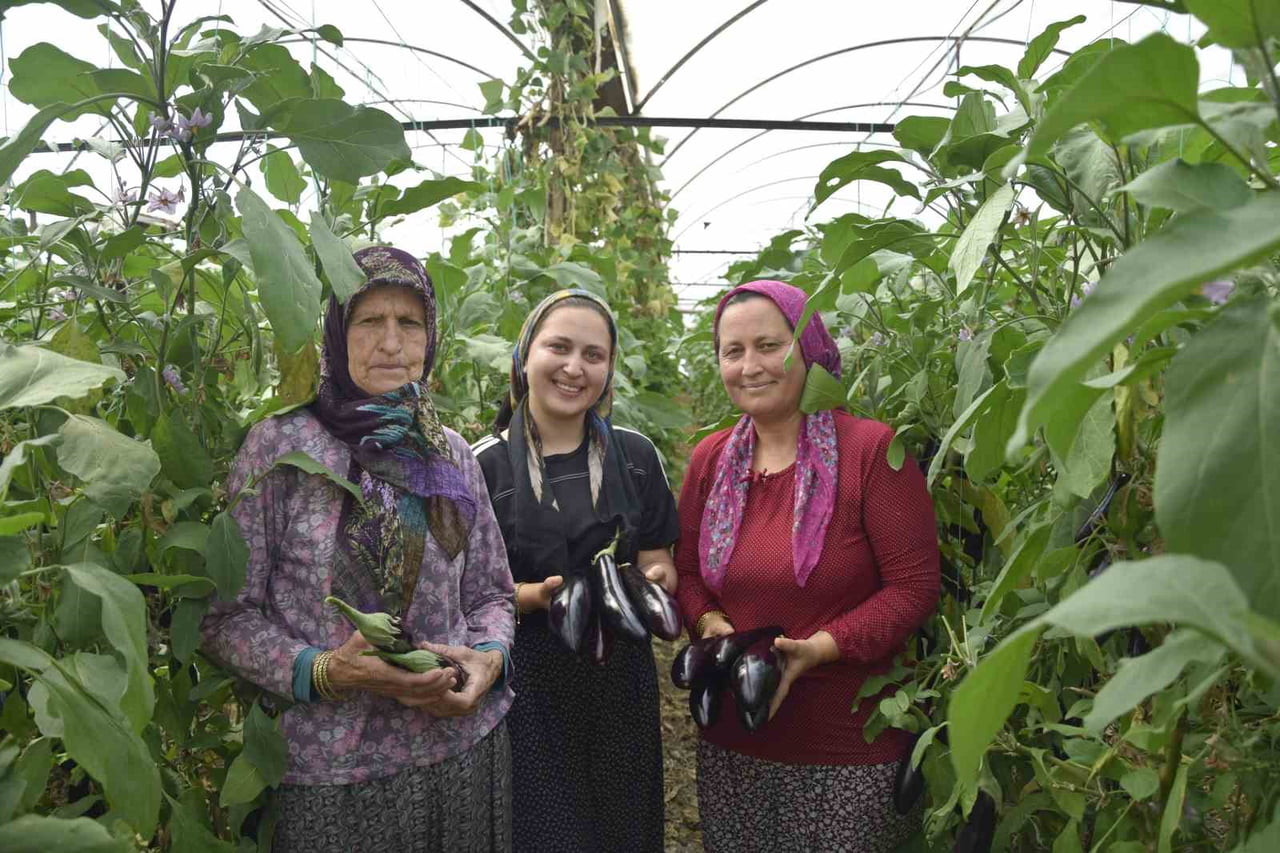 ANTALYA’NIN AKSU İLÇESİNE BAĞLI BOZTEPE MAHALLESİ’NDE YAŞAYAN TESLİME UÇKAN, KIZI NEBİSE TEKEREK...