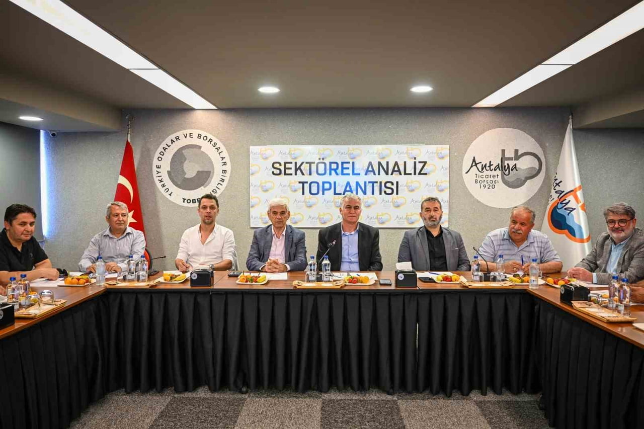 ANTALYA TİCARET BORSASI (ATB), BUĞDAY HASADI ÖNCESİNDE "HUBUBAT HASADI ÖNCESİ SEKTÖREL ANALİZ...