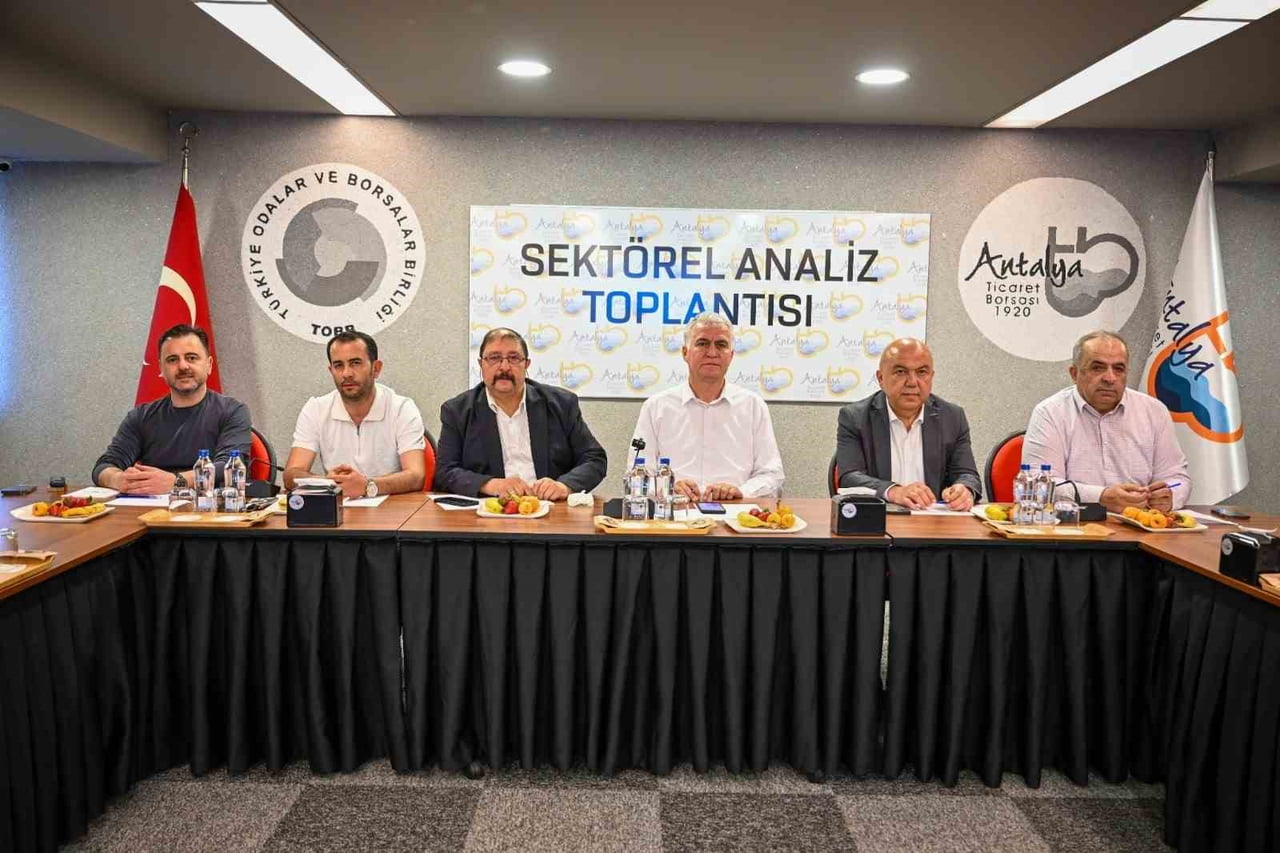 ANTALYA TİCARET BORSASI (ATB), KURBAN BAYRAMI ÖNCESİNDE HAYVANCILIK VE KIRMIZI ET SEKTÖRÜNDE...
