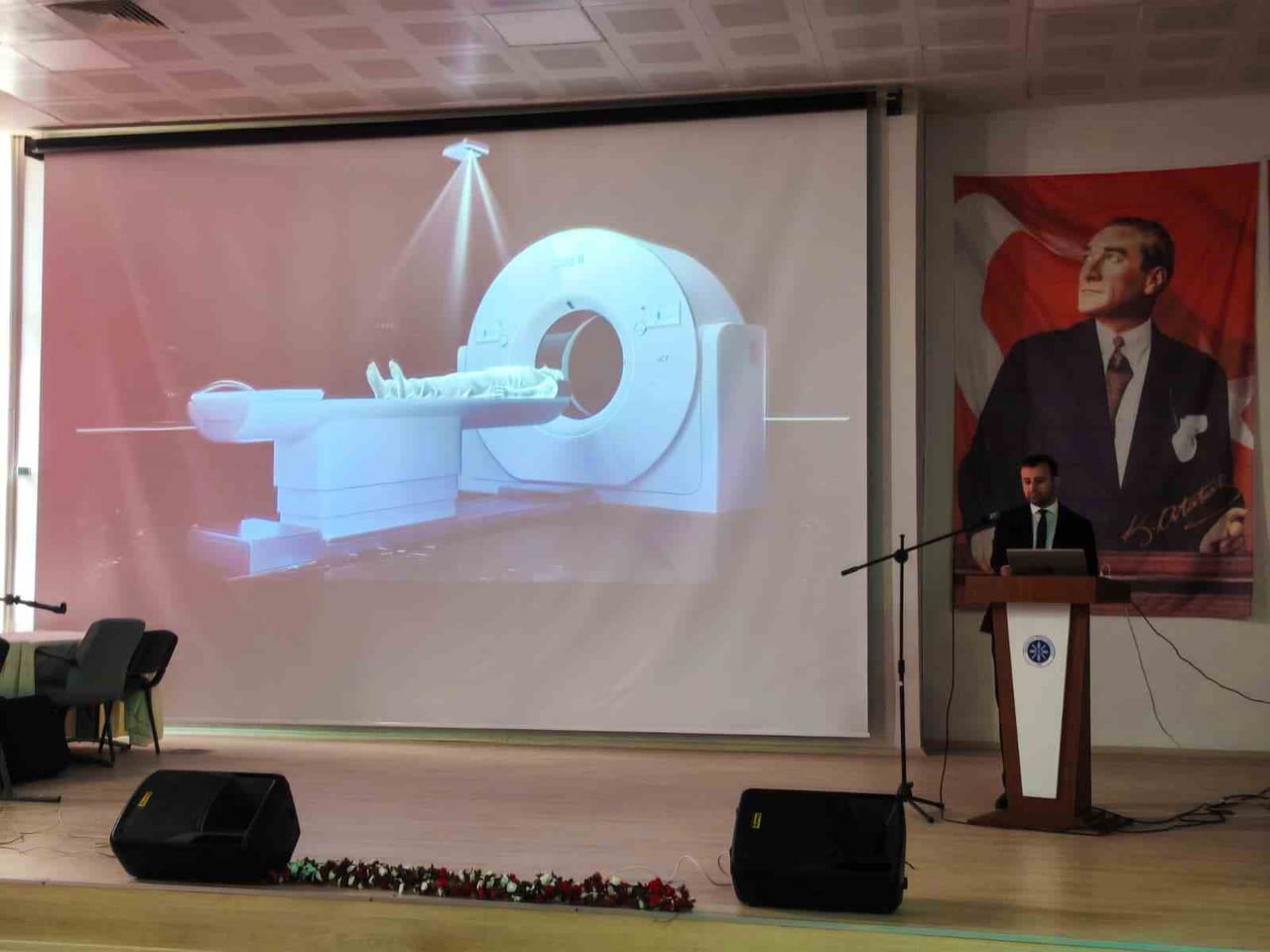 ARDAHAN ÜNİVERSİTESİ’NDE UYGULAMALI MR VE BT GÖRÜNTÜLEME TEKNİKLERİ EĞİTİMİ DÜZENLENDİ. (OLGUN...