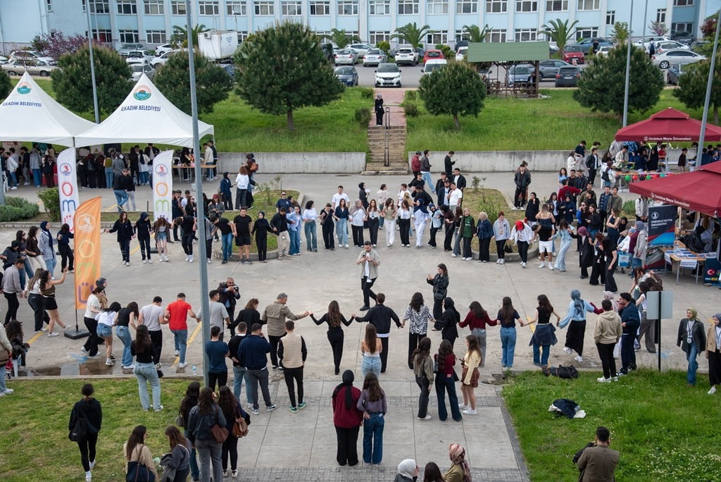 ARŞİV: SAMSUN’DA GENÇ NÜFUS ORANI YÜZDE 13,6 OLDU.