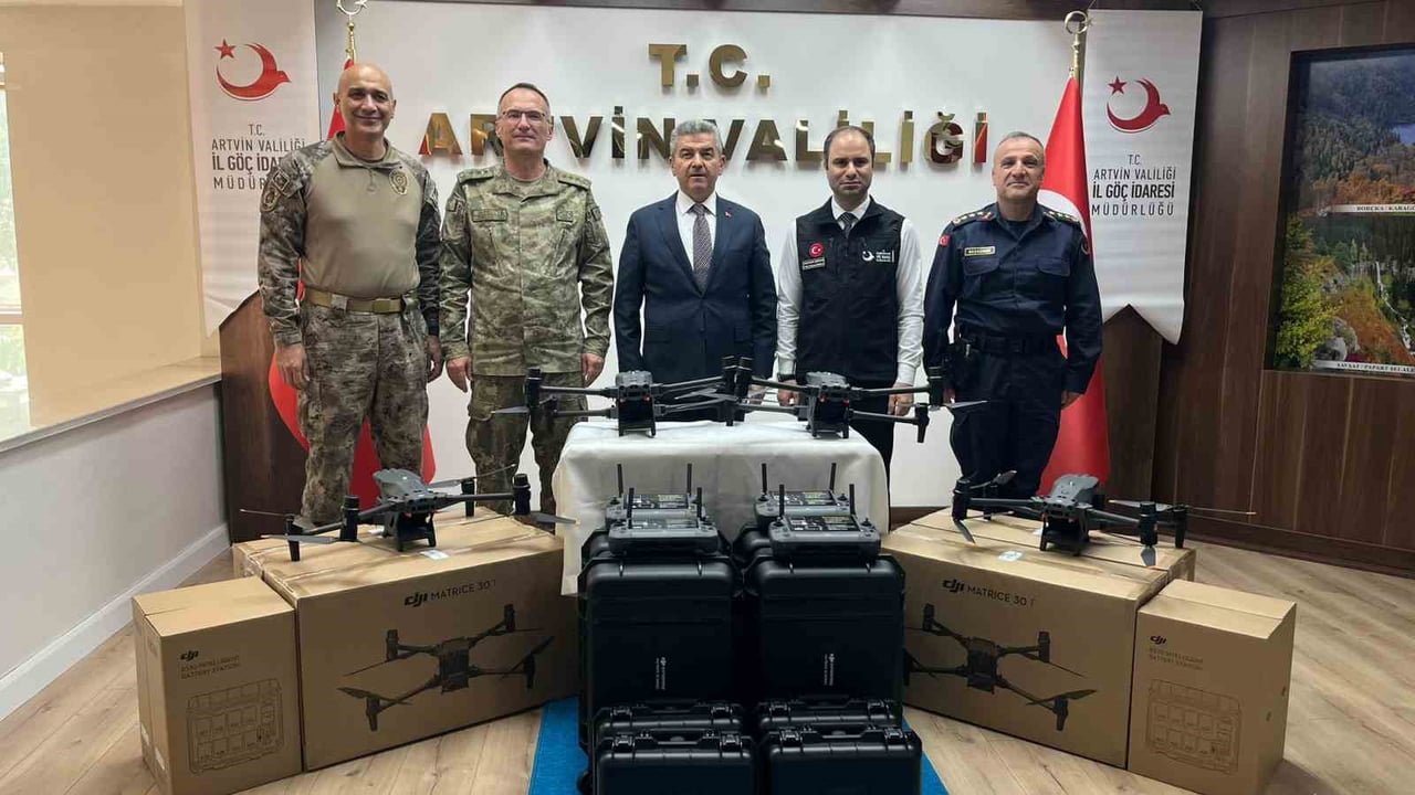 ARTVİN’DE SINIR GÜVENLİĞİNİN ARTIRILMASI AMACIYLA İÇİŞLERİ BAKANLIĞI GÖÇ İDARESİ BAŞKANLIĞI...