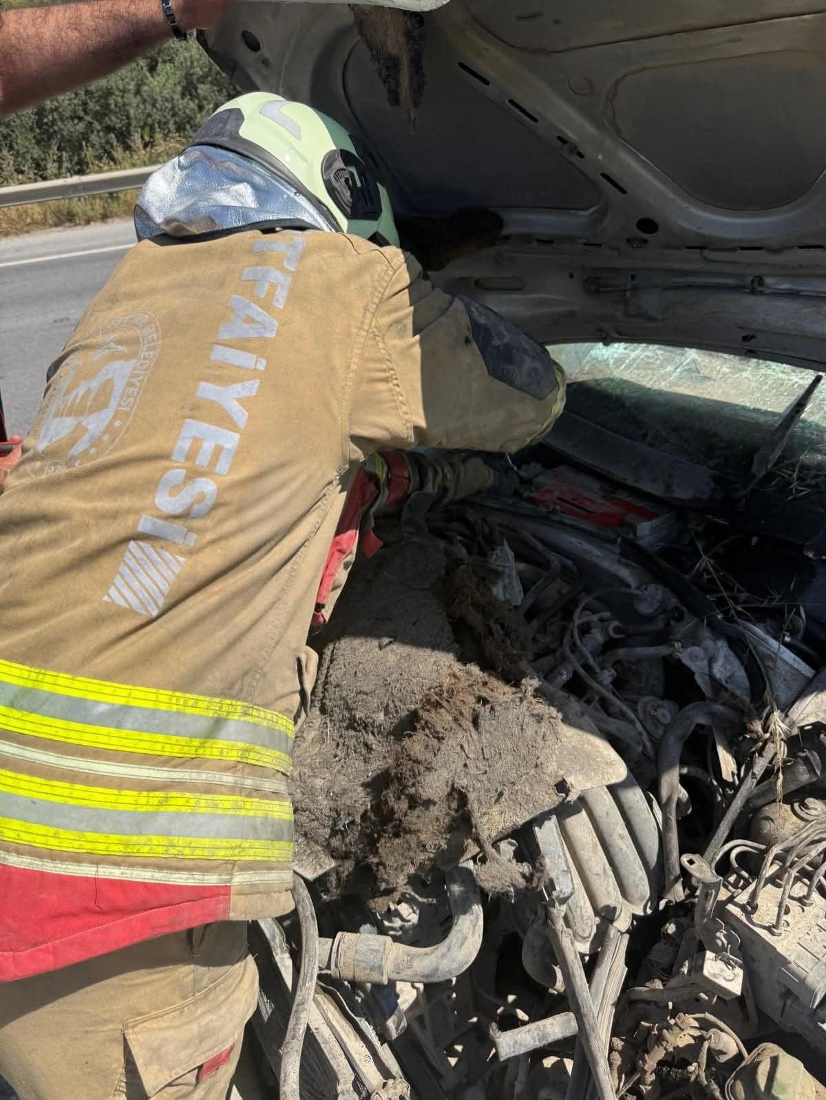 ASA İSKENDERUN'DA TRAFİK KAZASI: 1 YARALI (FOTOĞRAFLI) CEMAL KILINÇ HATAY (İHA) - HATAY’IN...