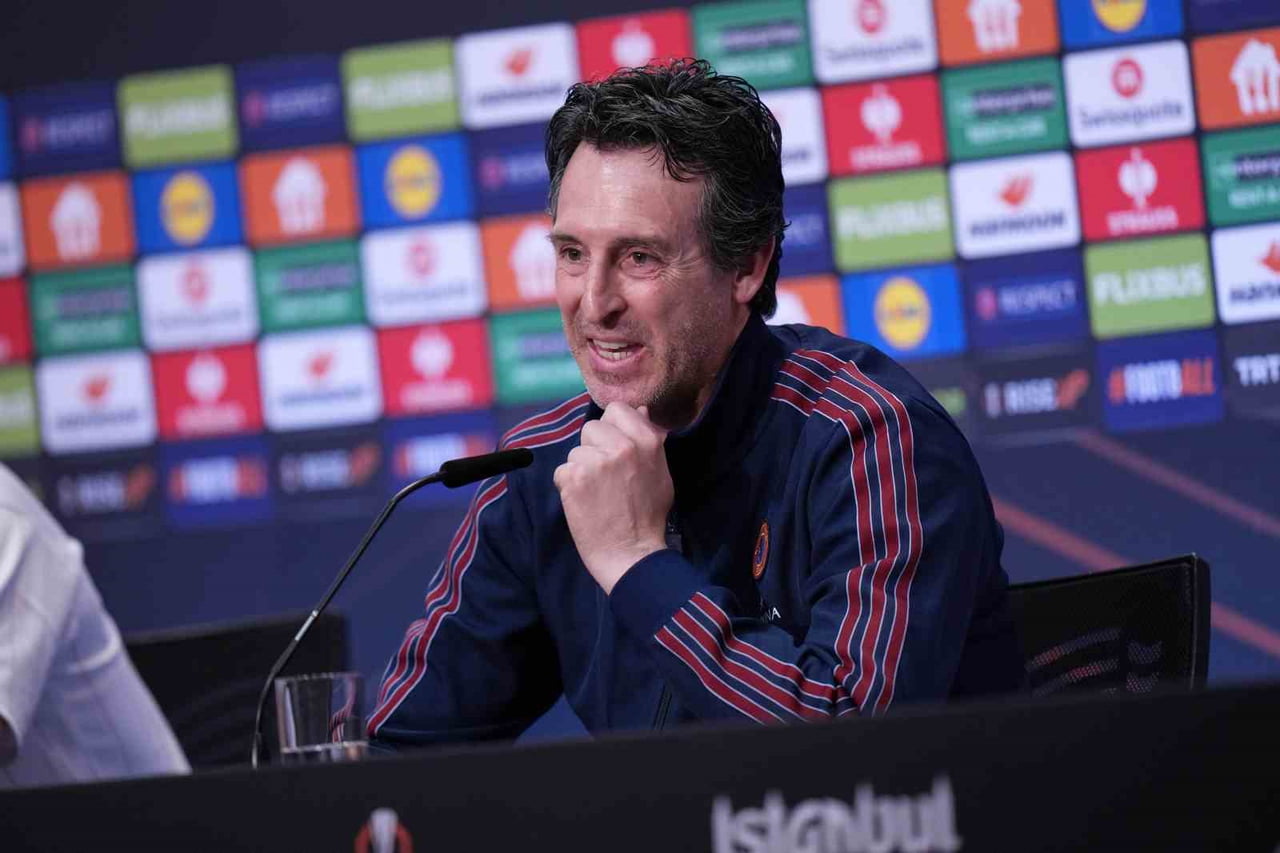 ASTON VİLLA TEKNİK DİREKTÖRÜ UNAİ EMERY, KARİYERİNDE 4 KEZ AVRUPA LİGİ KUPASINI KAZANMASINA RAĞMEN...