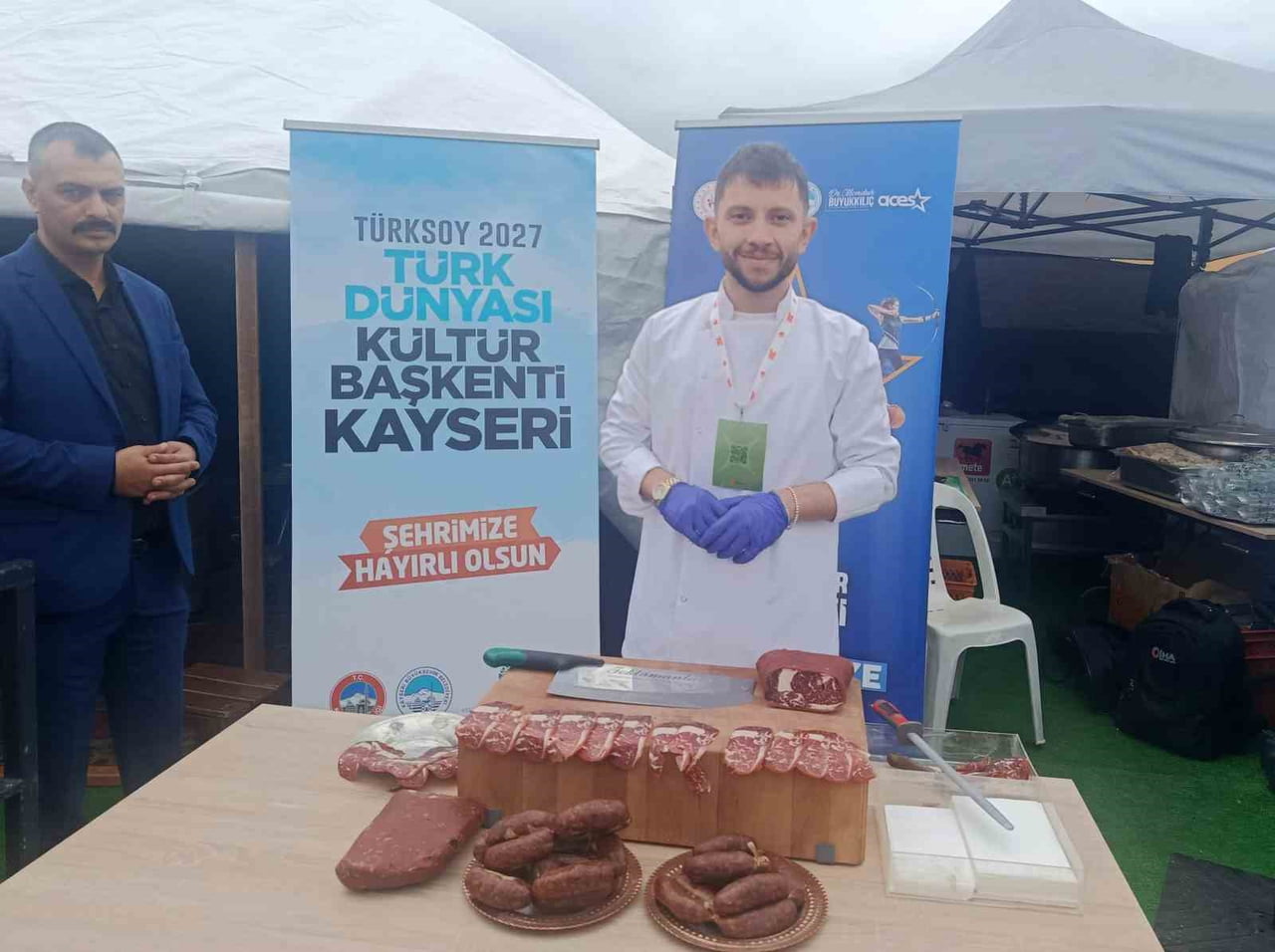ATATÜRK HAVALİMANI ETKİNLİK ALANINDA DÜZENLENEN 8. ETNOSPOR KÜLTÜR FESTİVALİ'NDE KURULAN KAYSERİ...
