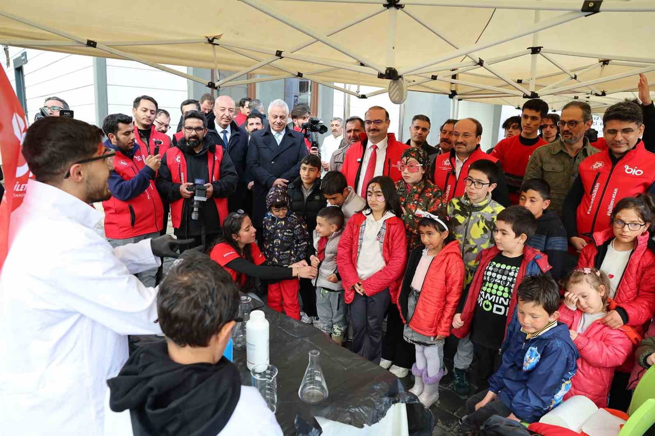 ATATÜRK ÜNİVERSİTESİ İLE ERZURUM TEKNİK ÜNİVERSİTESİ İŞ BİRLİĞİNDE DÜZENLENEN “TARIM VE...