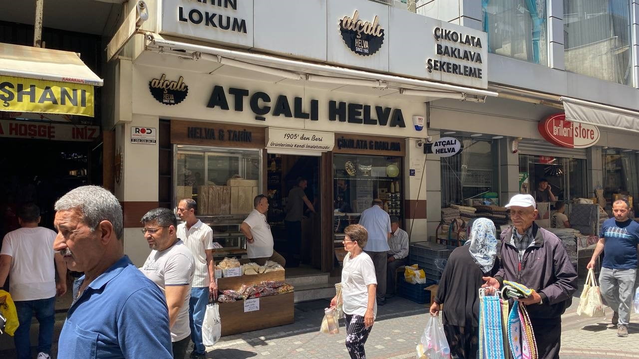 AYDIN'DA KURBAN BAYRAMI ARİFE GÜNÜ ÇARŞI VE PAZARLARDA HAREKETLİLİK YAŞANDI. BAYRAM HAZIRLIKLARINI...