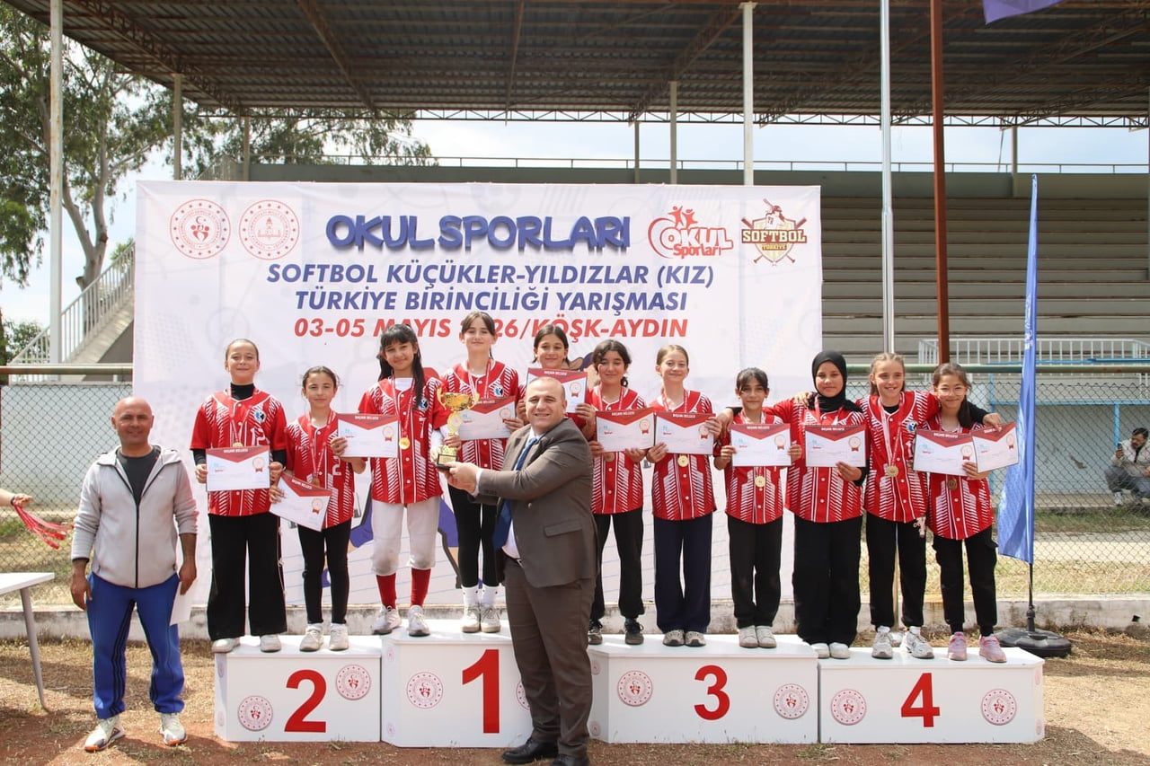AYDIN'IN KÖŞK İLÇESİNDE DÜZENLENEN SOFTBOL KÜÇÜKLER–YILDIZLAR (KIZ) TÜRKİYE BİRİNCİLİĞİ, TÜRKİYE...
